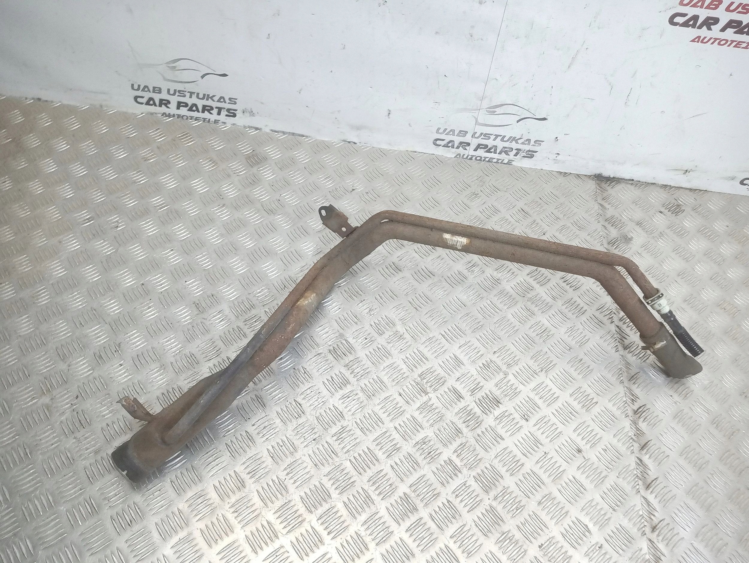 Opel Insignia A 2015 Rura wlewu paliwa