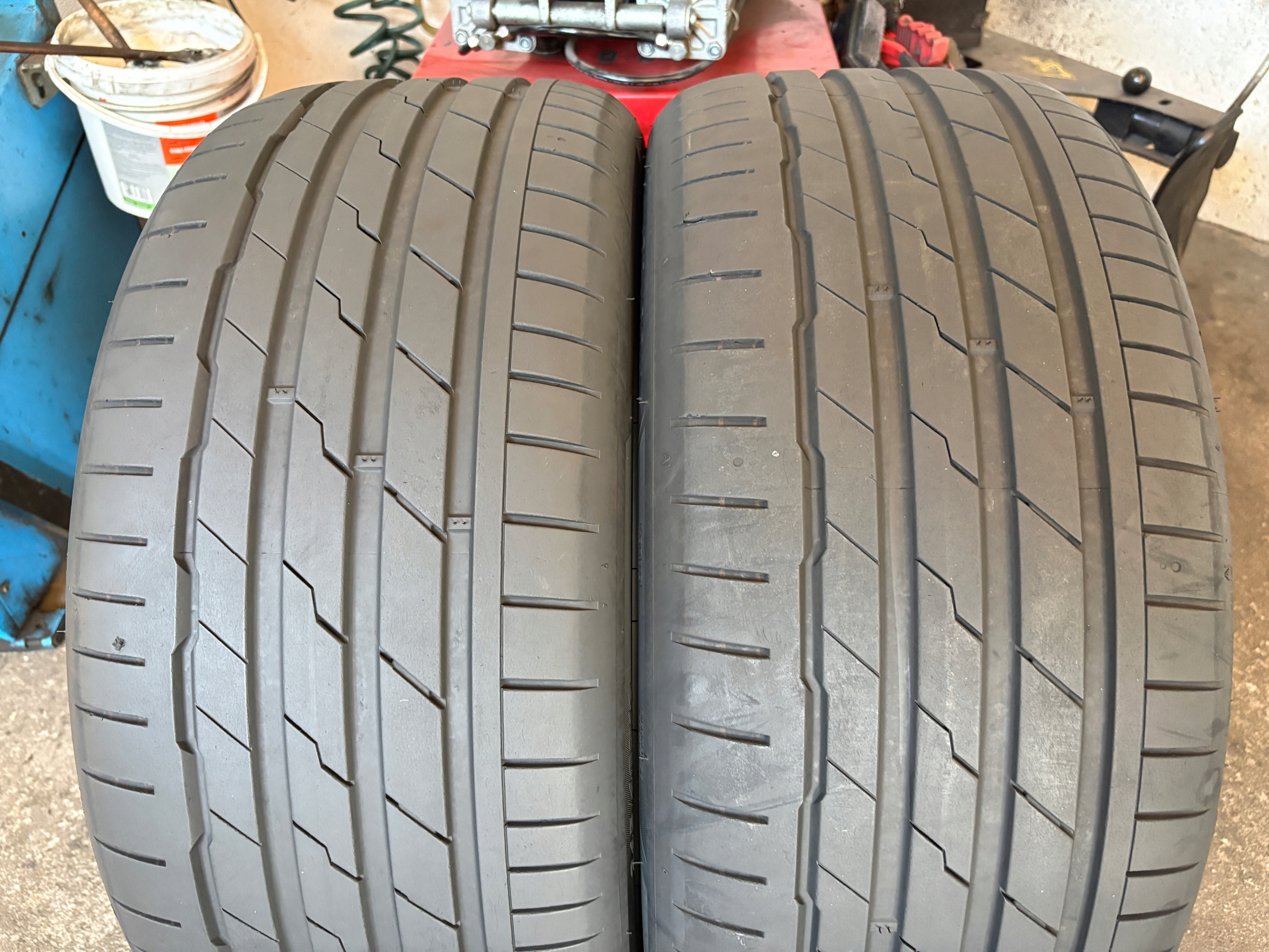 2 tyres summer 245/40R19 Hankook Ventus S1 Evo3 6mm