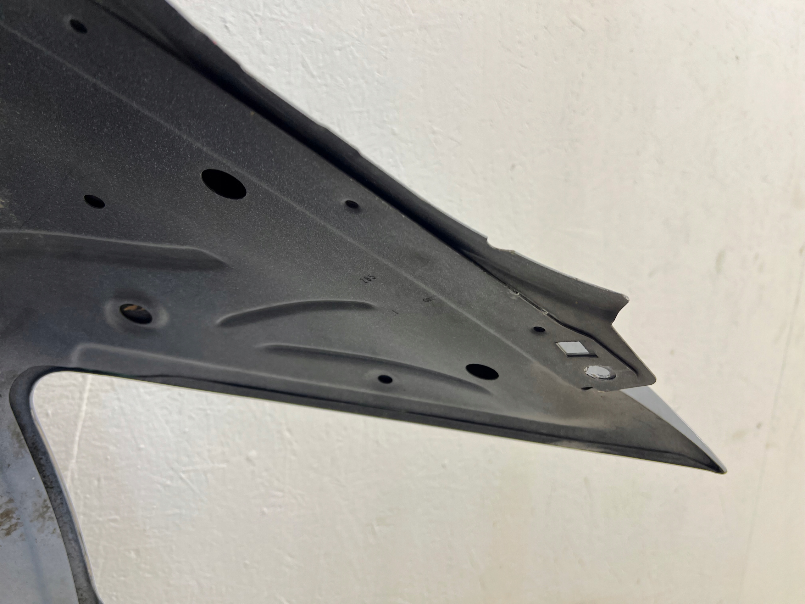 fender left front front AUDI A6 C6 before LIFT 2006 ROK LY7J