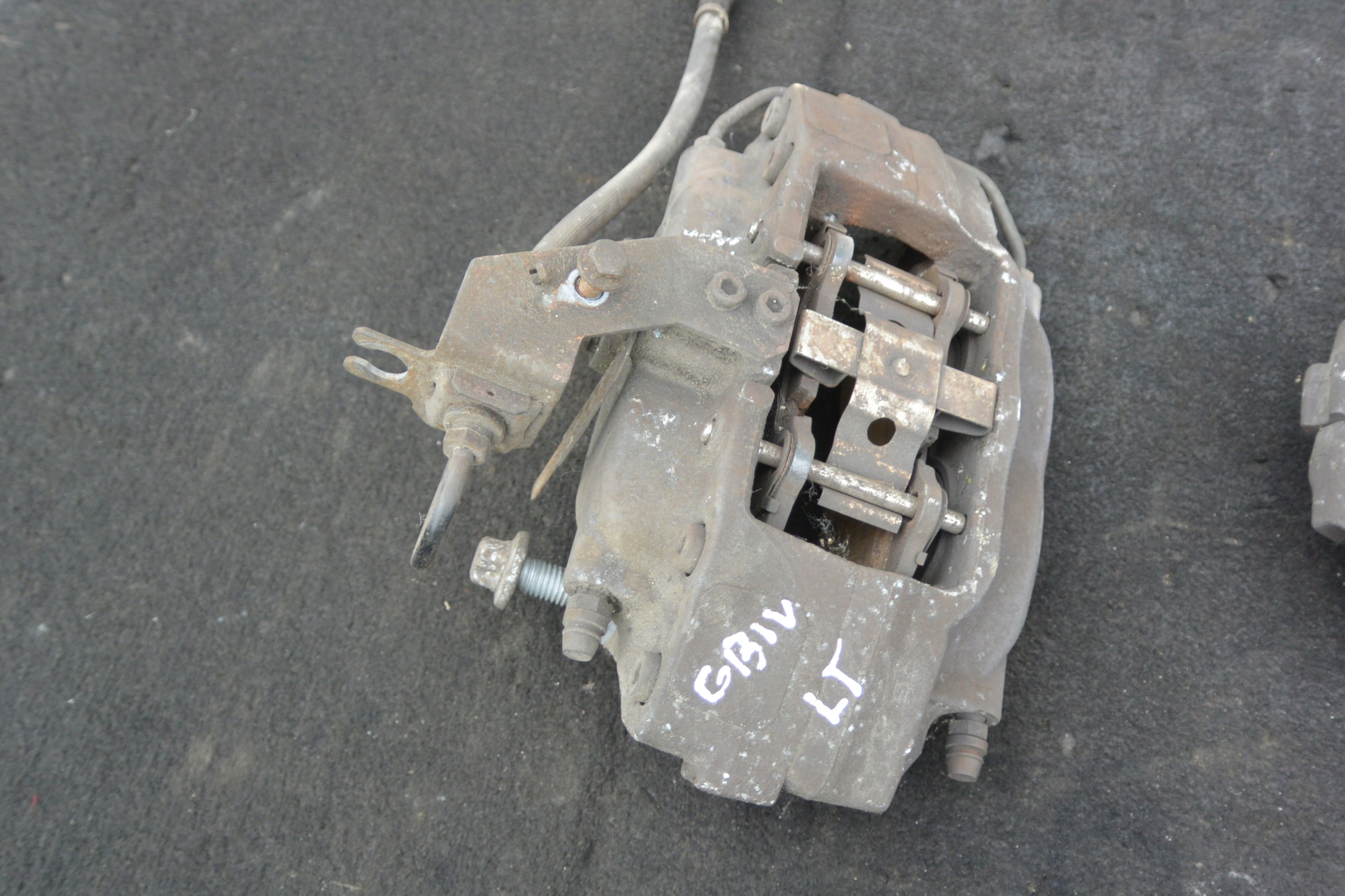 caliper rear part right left MASERATI GHIBLI III QUATTROPORTE VI