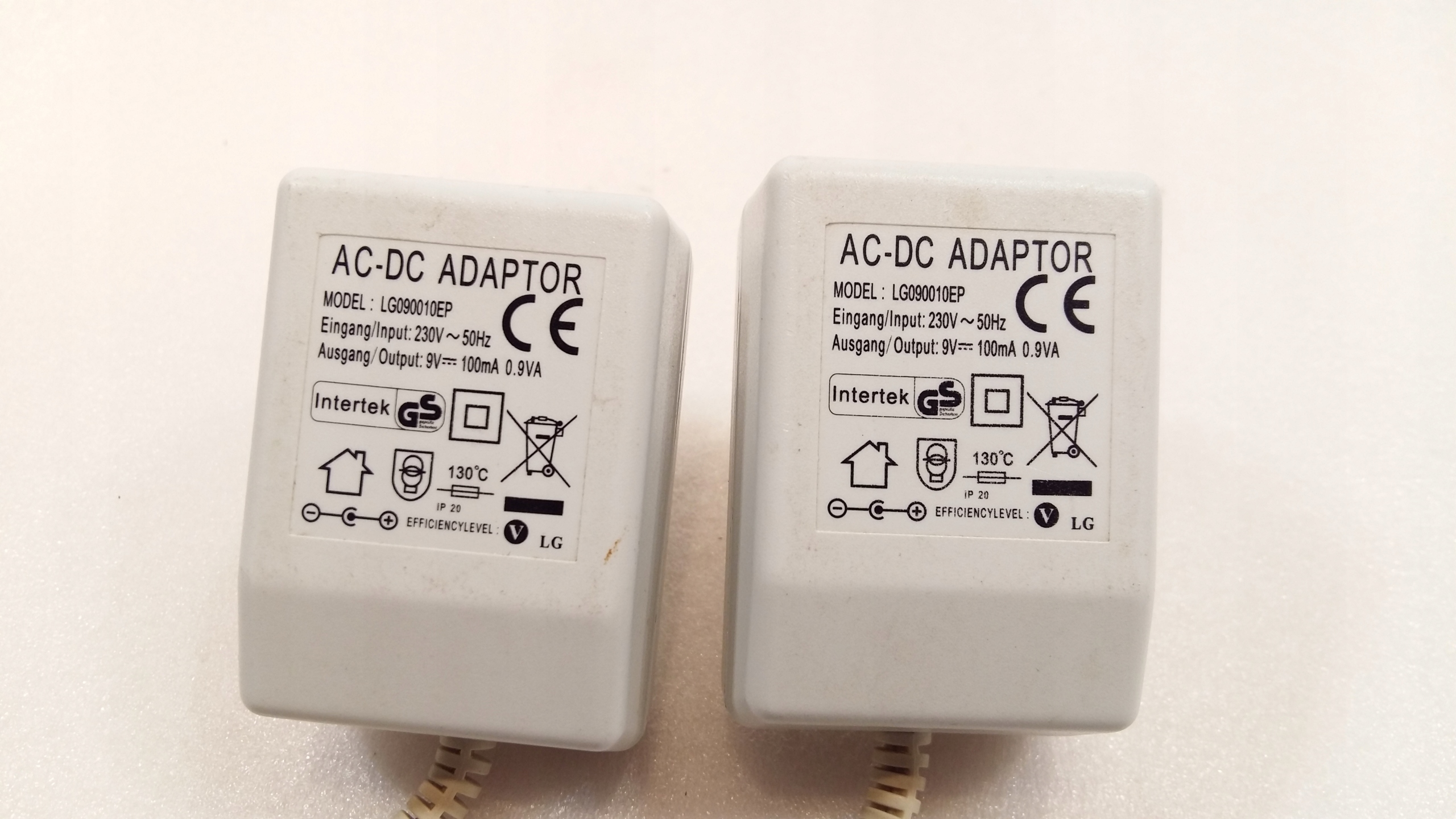 2x ZASILACZ SIECIOWY 9V 100mA Kod producenta VX2109D4