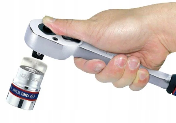 GRZECHOTKA Z PRZYCISKIEM 1/2" 32 ZĘBY 400mm UCHWYT GUMOWY King Tony Marka King Tony