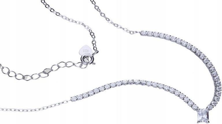 Stříbrný náhrdelník 925, elegantní, s zirkony, 5,00 g, s přívěsky, módní vzor
