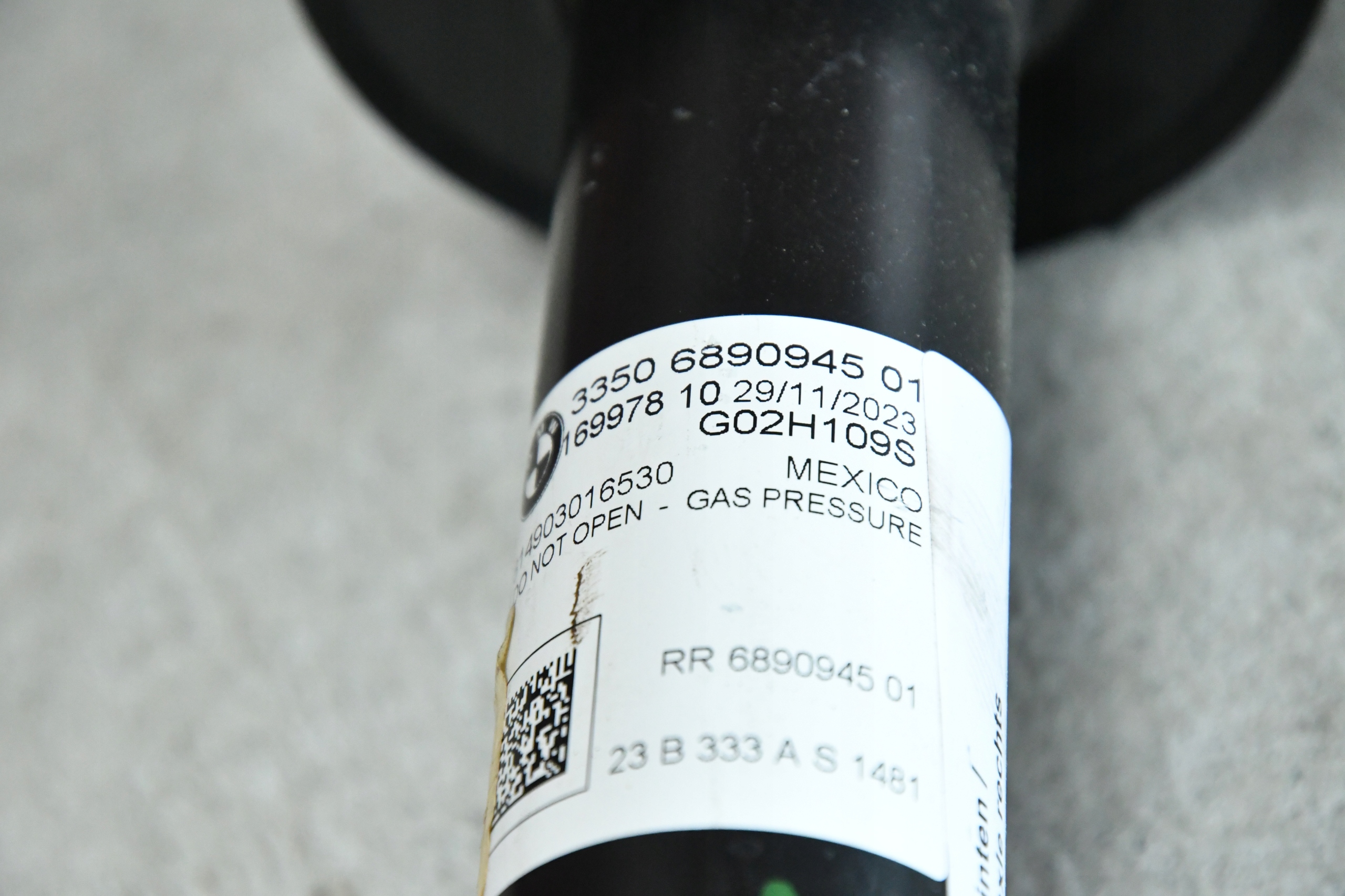 shock absorber right left rear part rear BMW X4 G02 6890945 21km