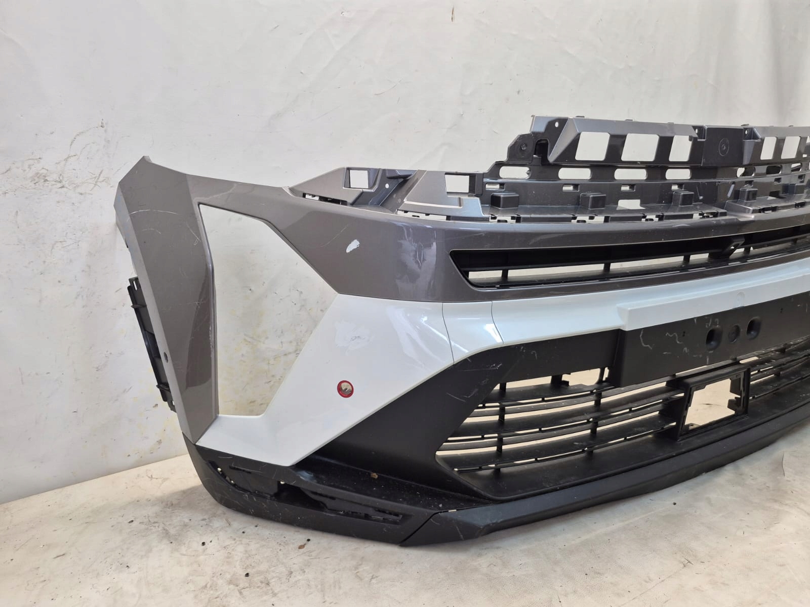 RENAULT CAPTUR II 2 LIFT 24- bumper front front PDC