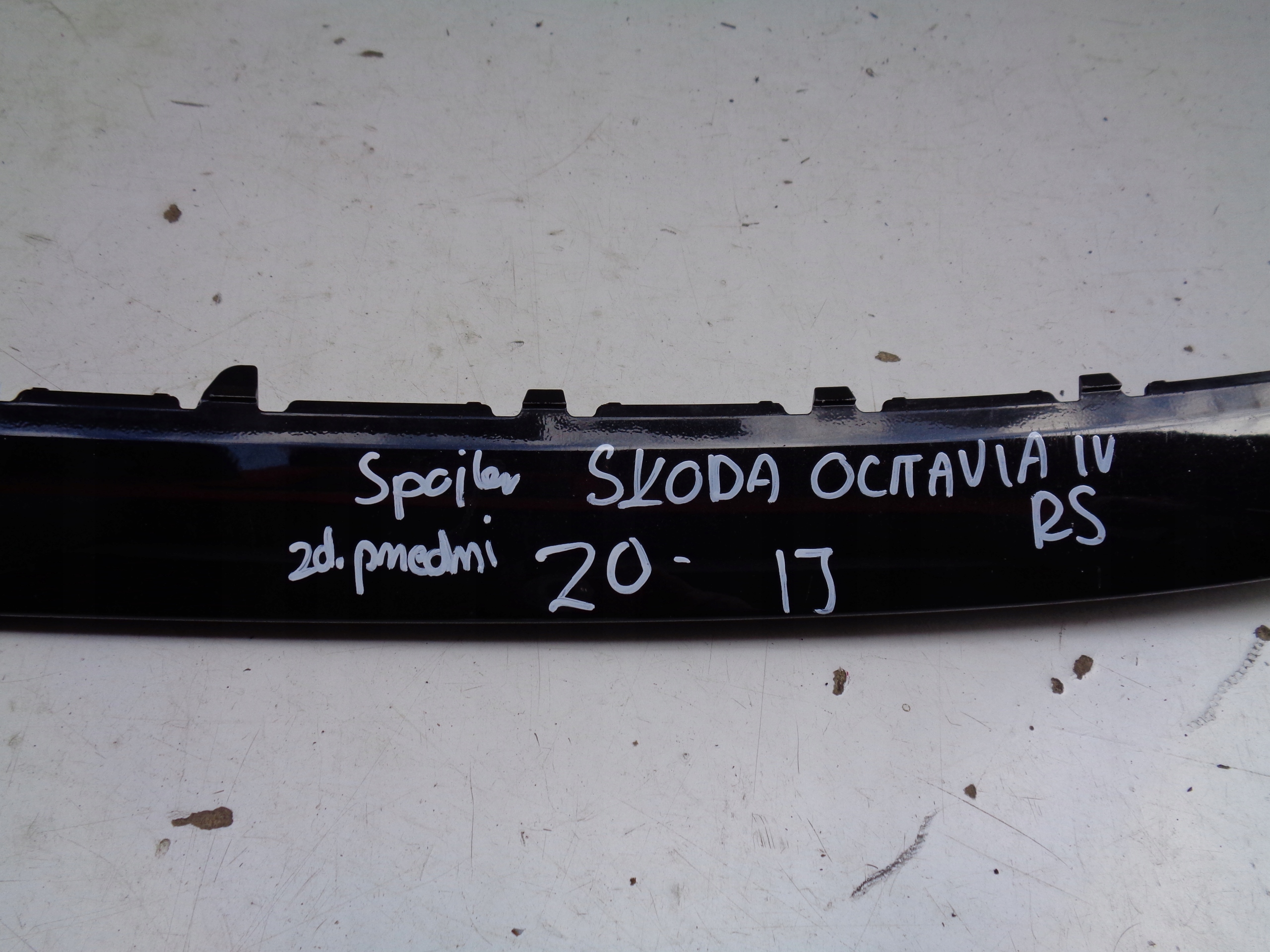 accessories front below bumper spoiler SKODA OCTAVIA IV RS 20