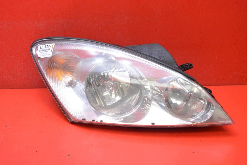 REFLEKTOR right light front EU 92102-1H000 KIA CEED 1 and 06-10