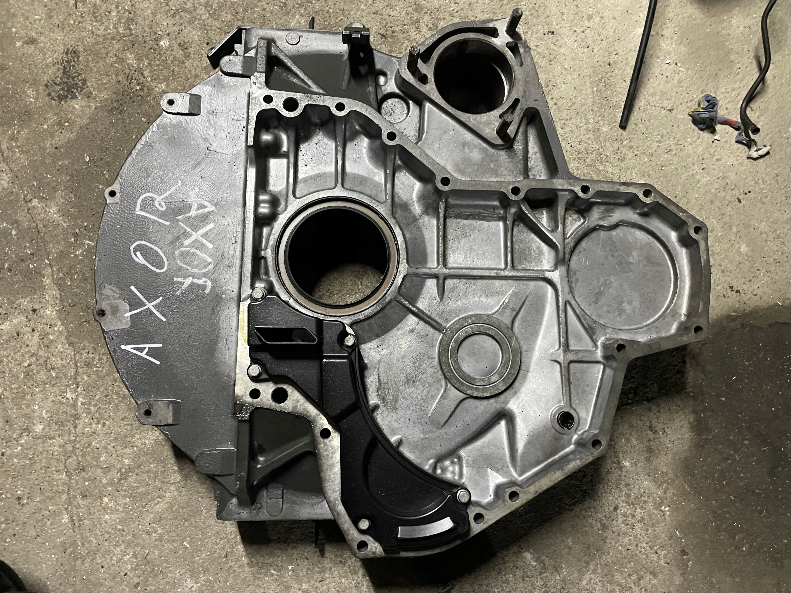 4570152102 - Корпус Сцепления ГРМ Двигателя Mercedes Axor