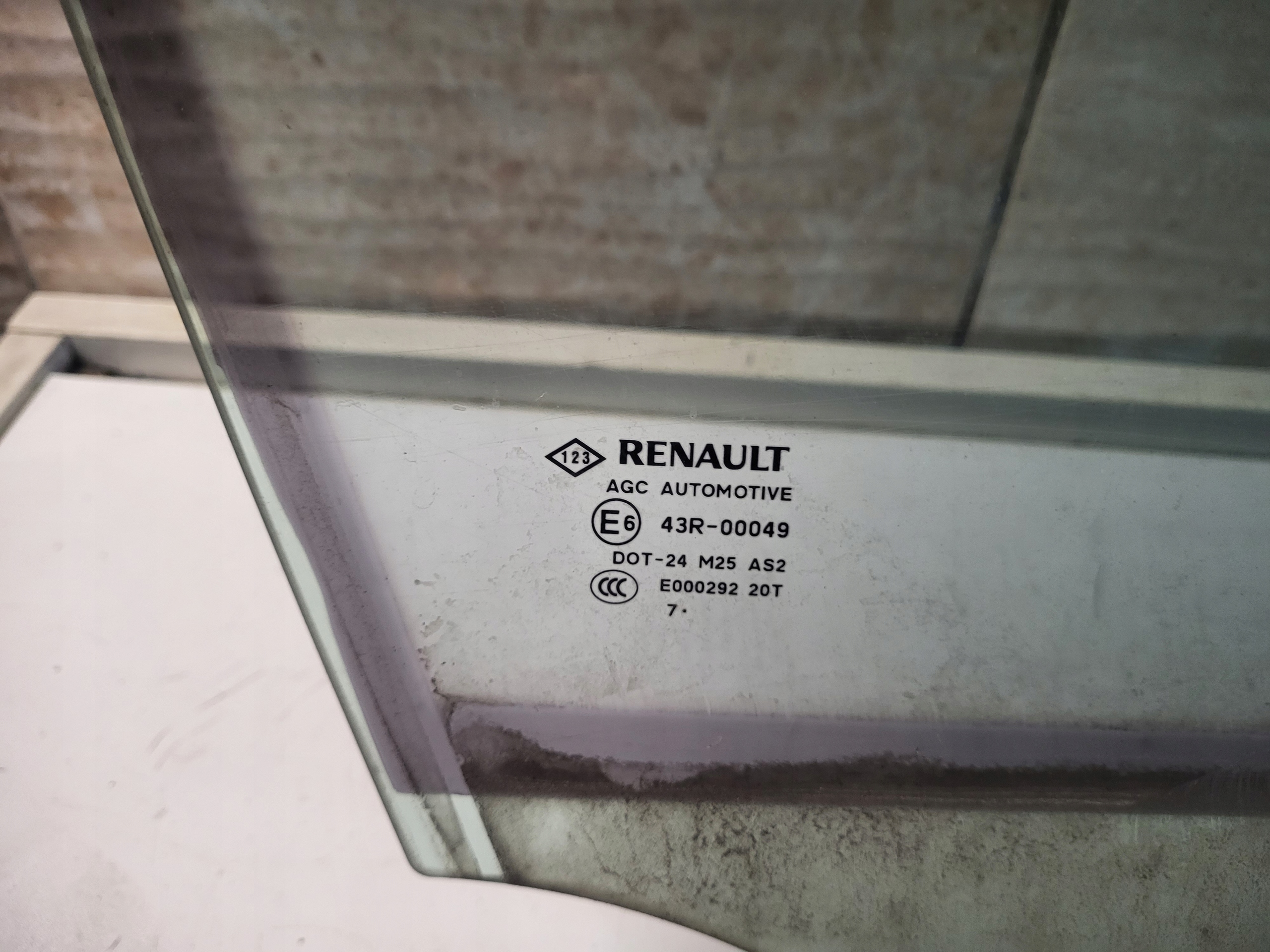 window door right front RENAULT LAGUNA III