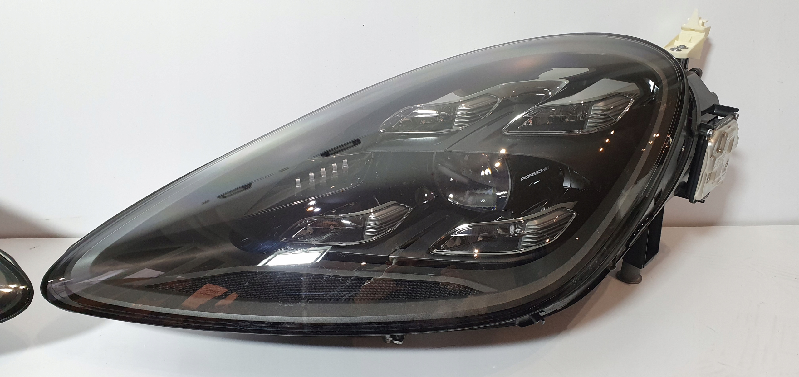PORSCHE CAYENNE 9Y0 LAMPA LEWA PRZÓD KPL ORG
