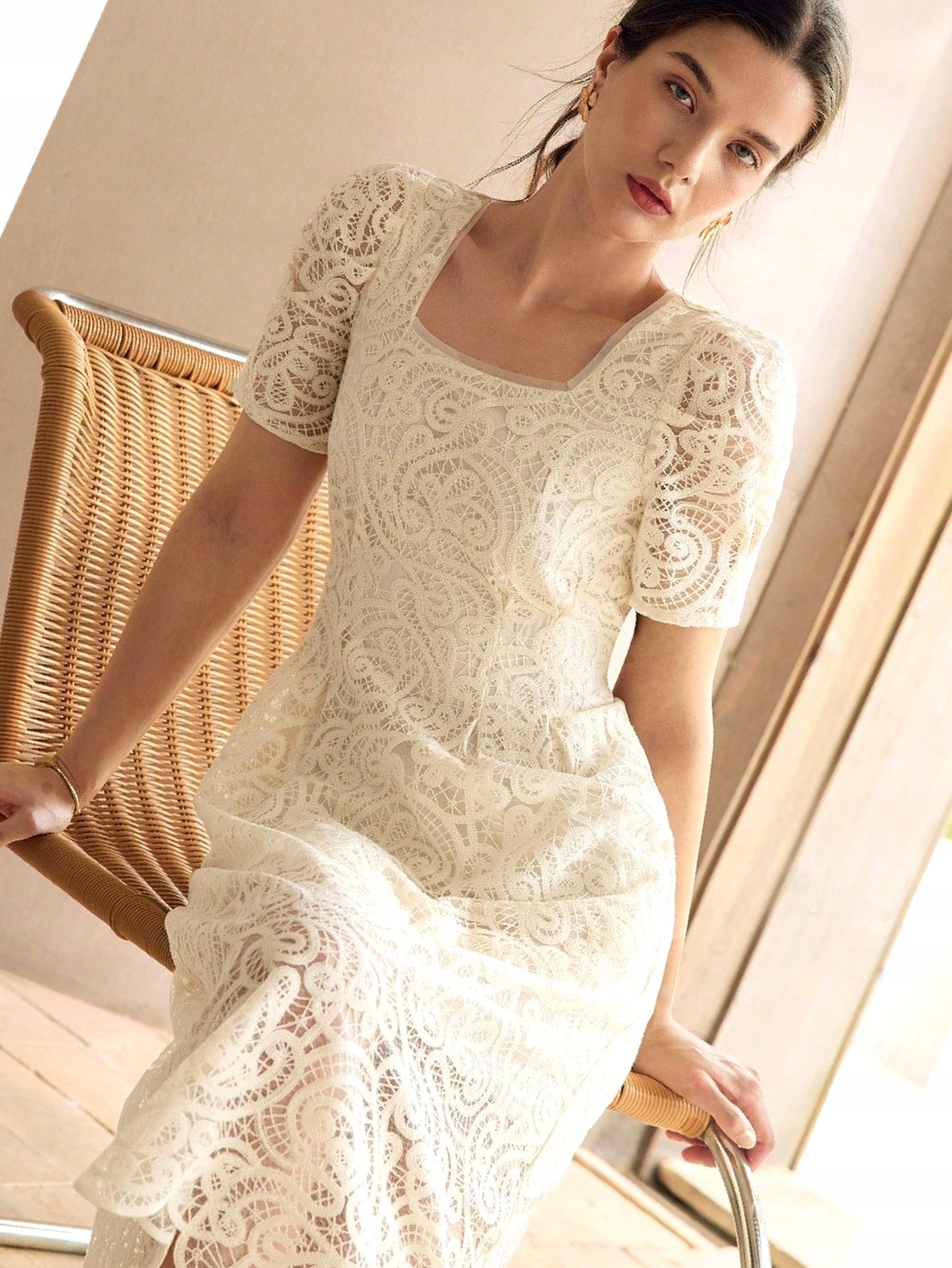 Šaty Návštěvnické Krajkové s čtvercovým výstřihem Béžová Motf M 38