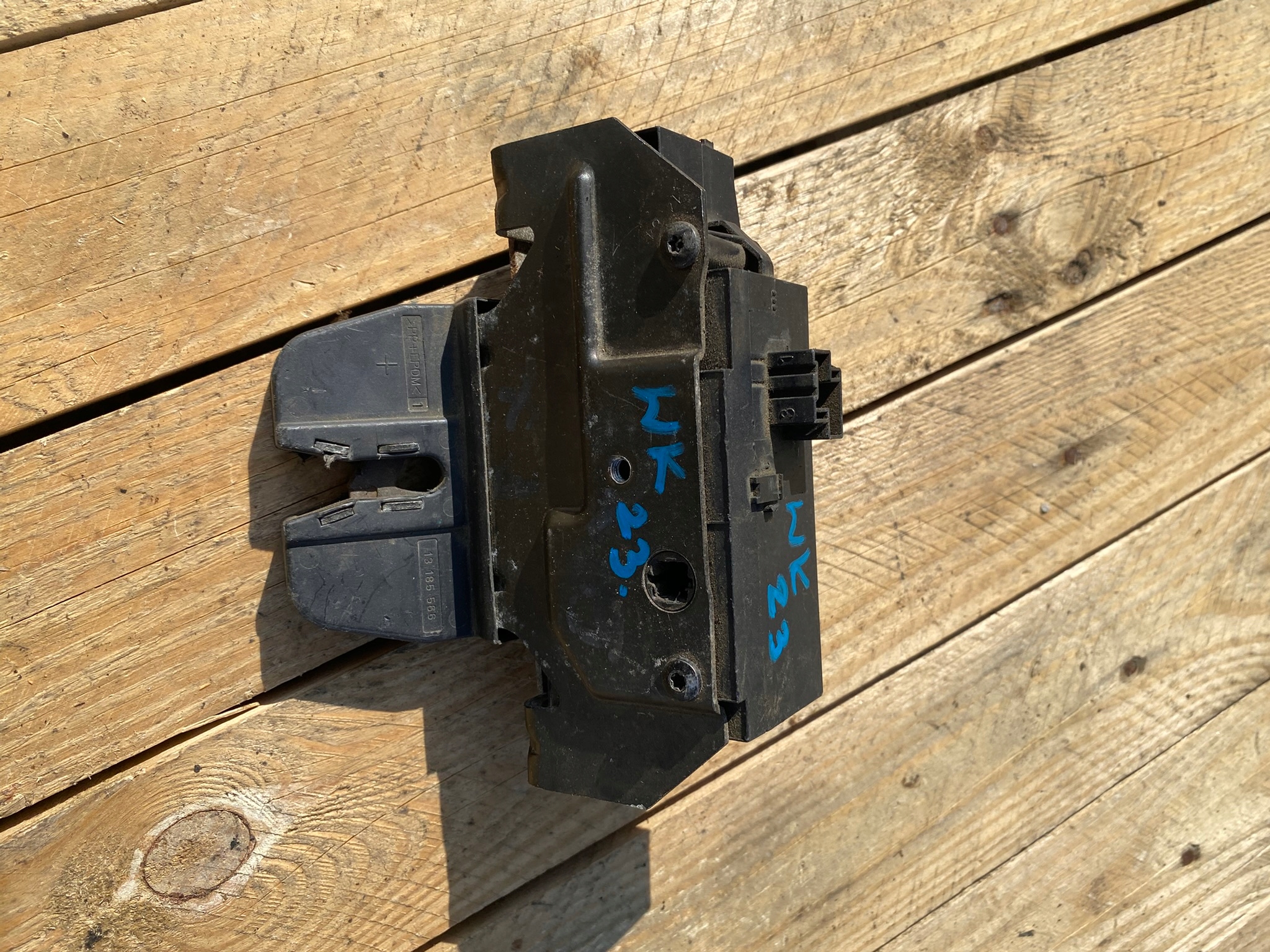 lock bonnet rear part boot OPEL SIGNUM C 03-05 13185566