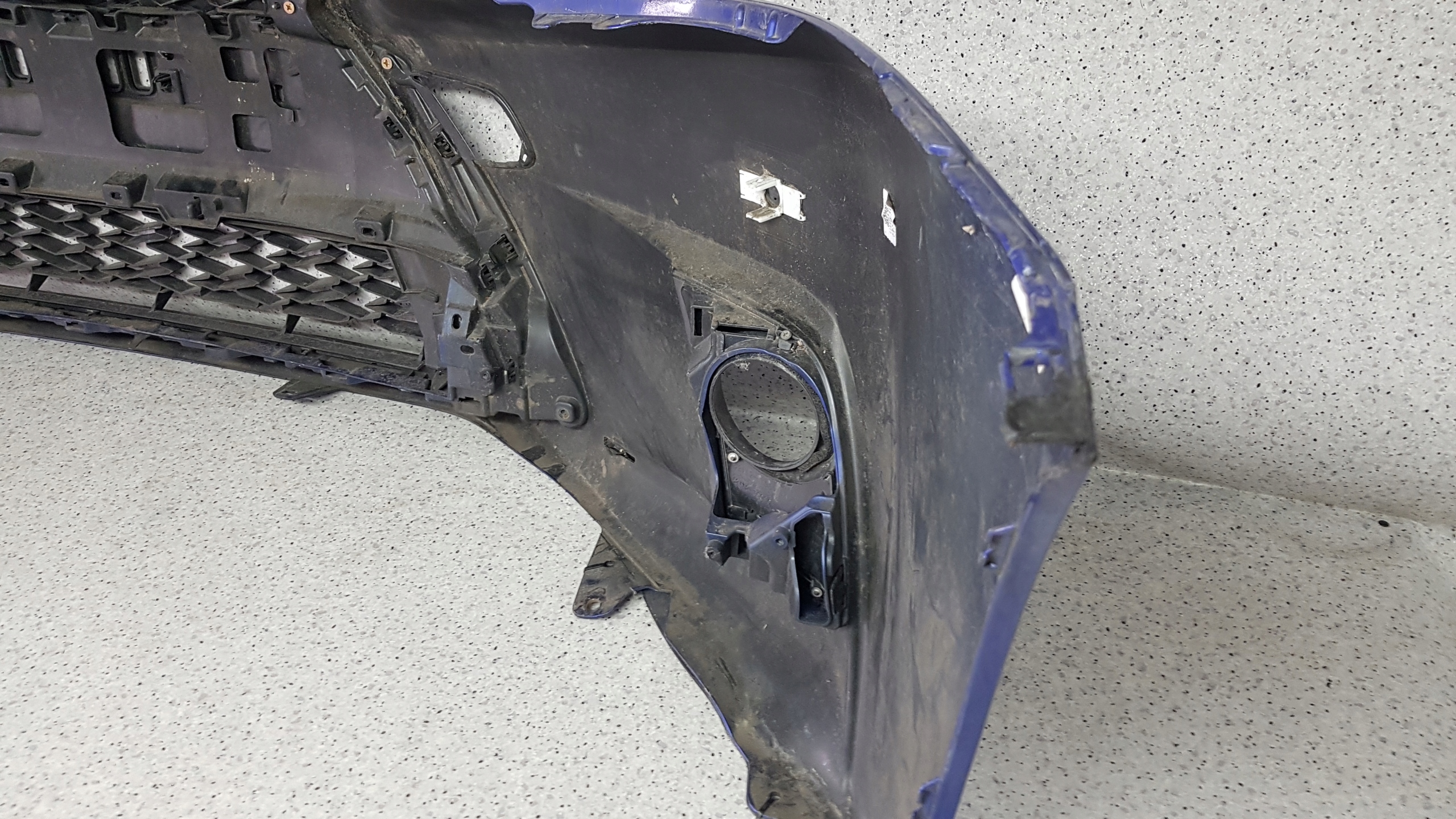 LEXUS CT 200 H F-SPORT 2014 - bumper front 9569