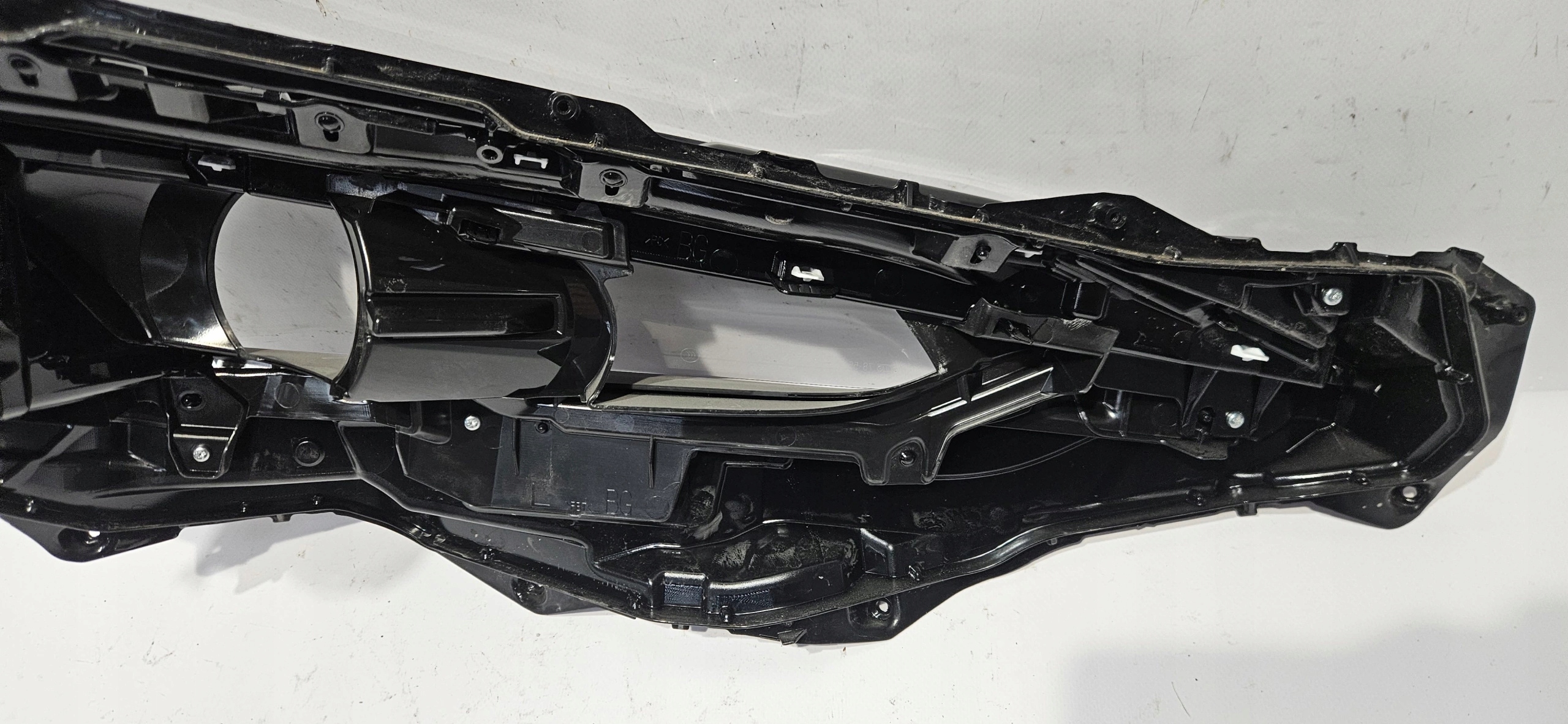 light SZKLO left front LEXUS NX II 21-24 original