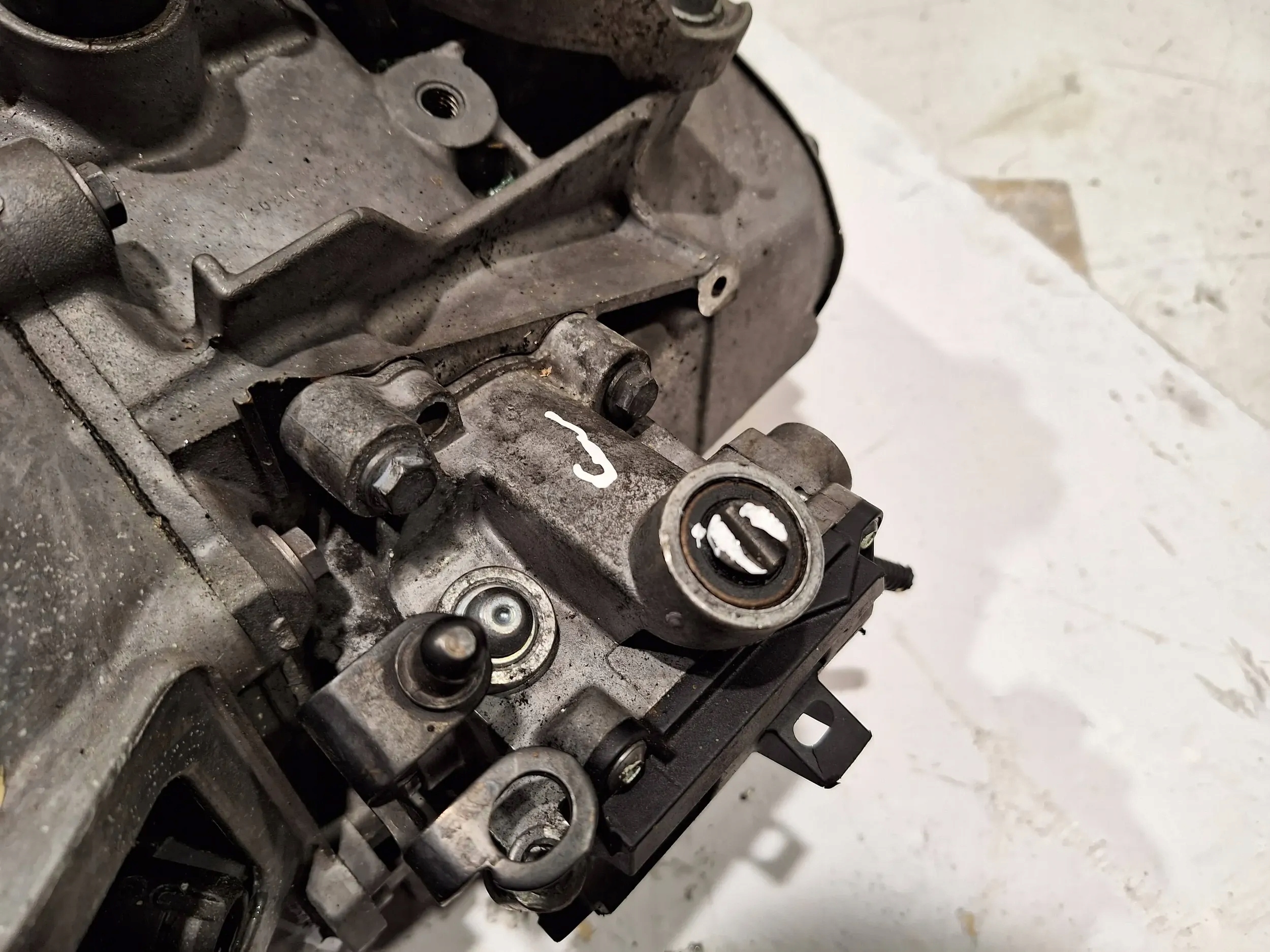 Getriebe 20EA15 Citroen C3 II DS3 1.6 EHDi