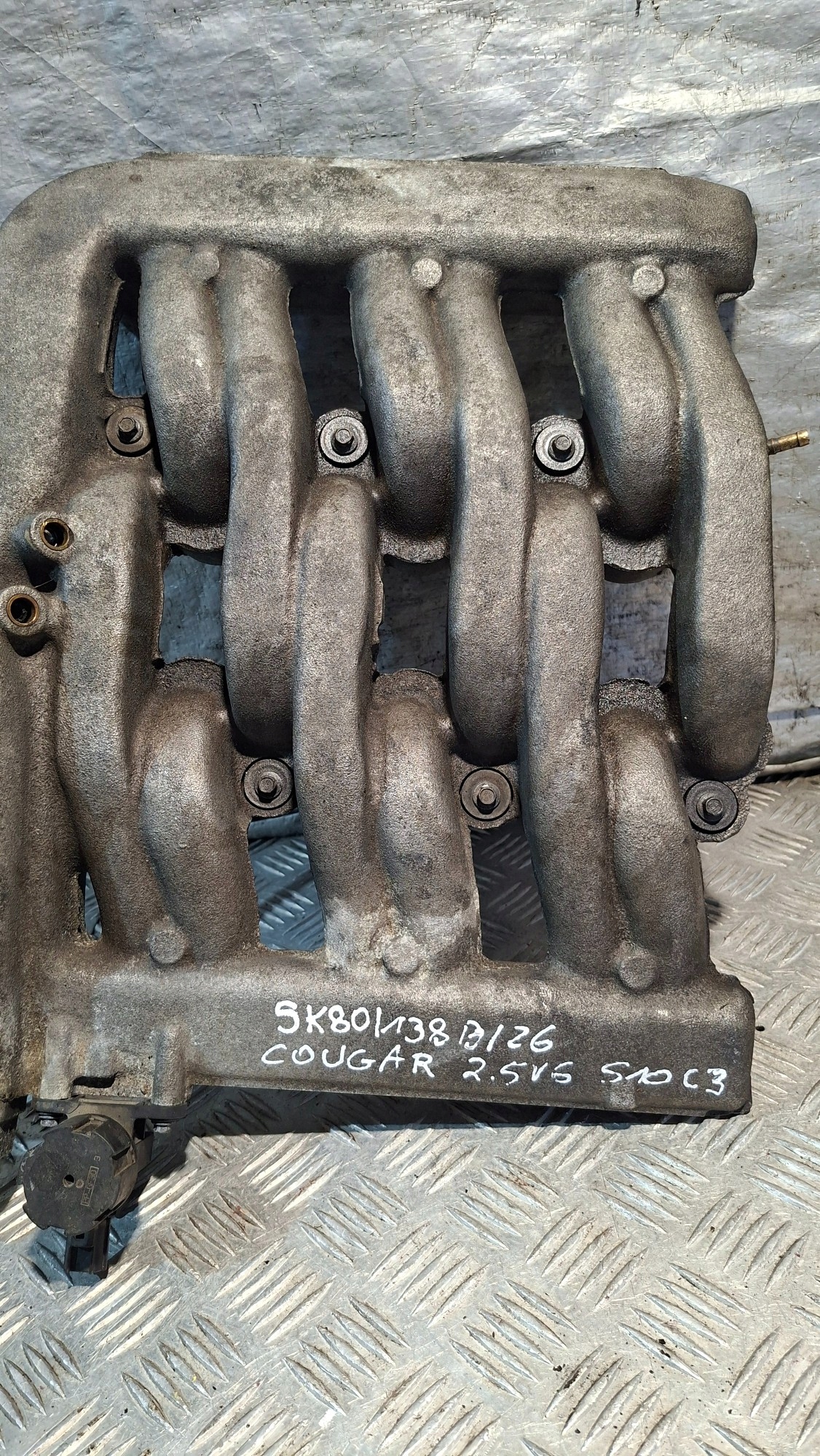 intake manifold FORD COUGAR 2.5 V6