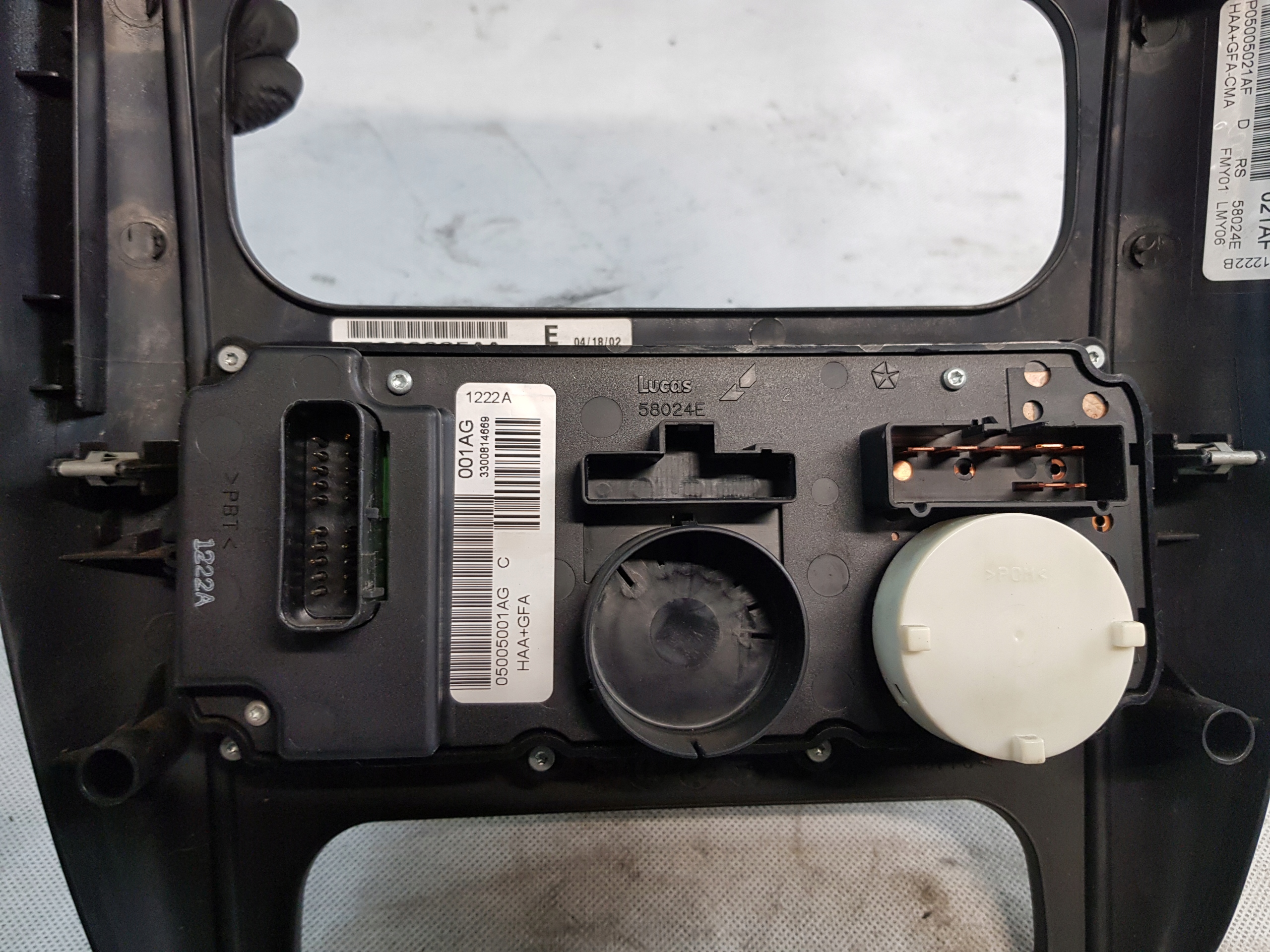 PANEL Moyenne Bouches buses PANEL Bouches buses DODGE CARAVAN IV