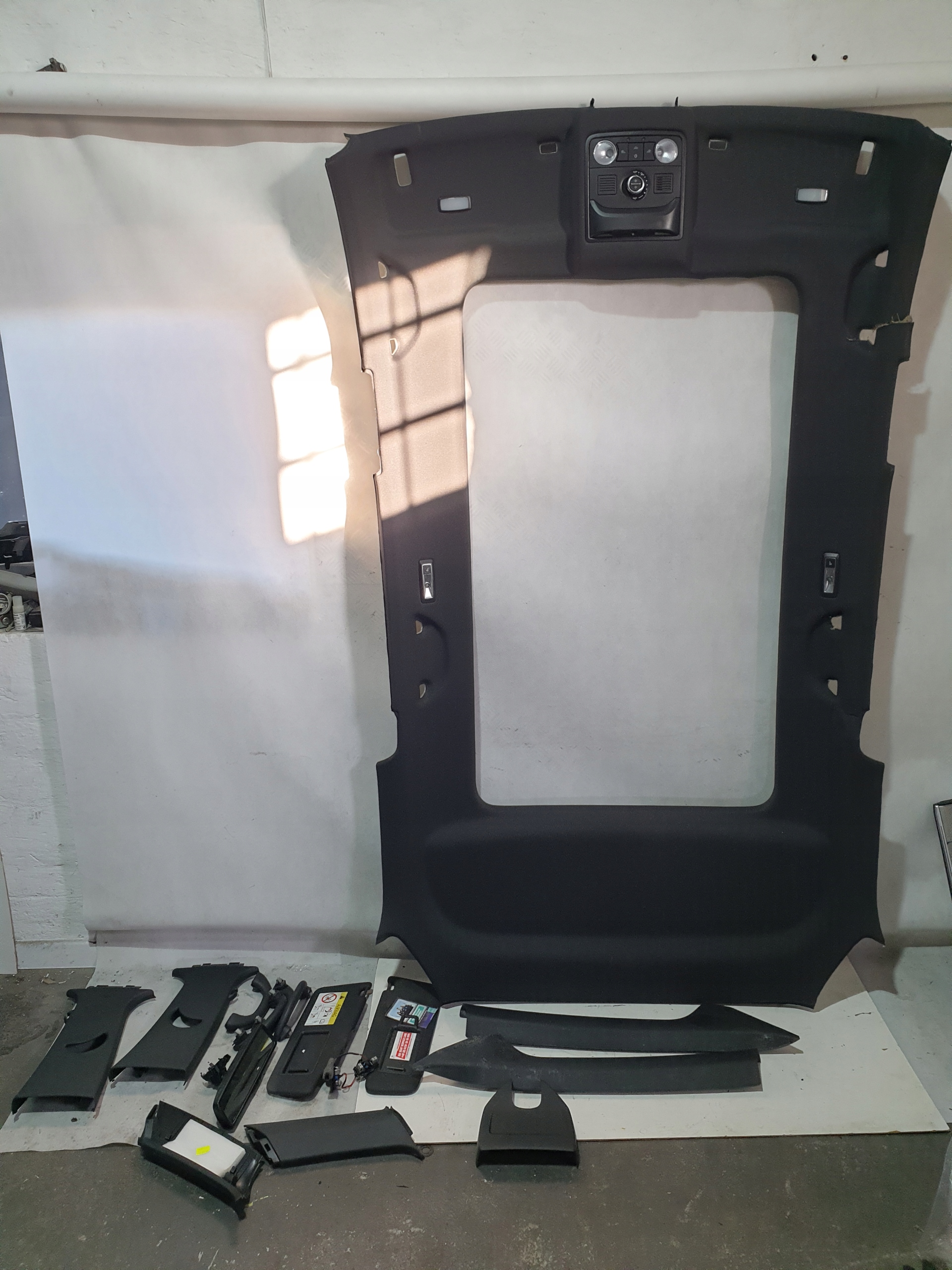 PODSUFITKA SEAT LEON CUPRA 5F9 KOMBI PANORAMA