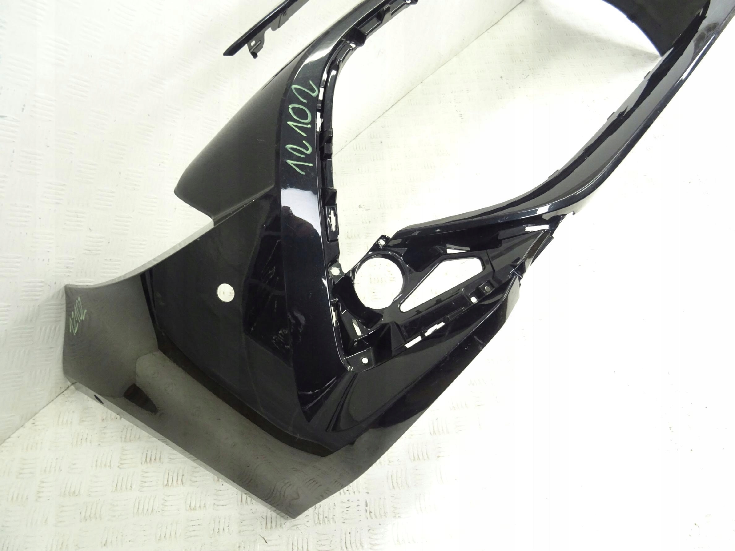 Toyota Corolla 18- bumper front przedn new MODEL