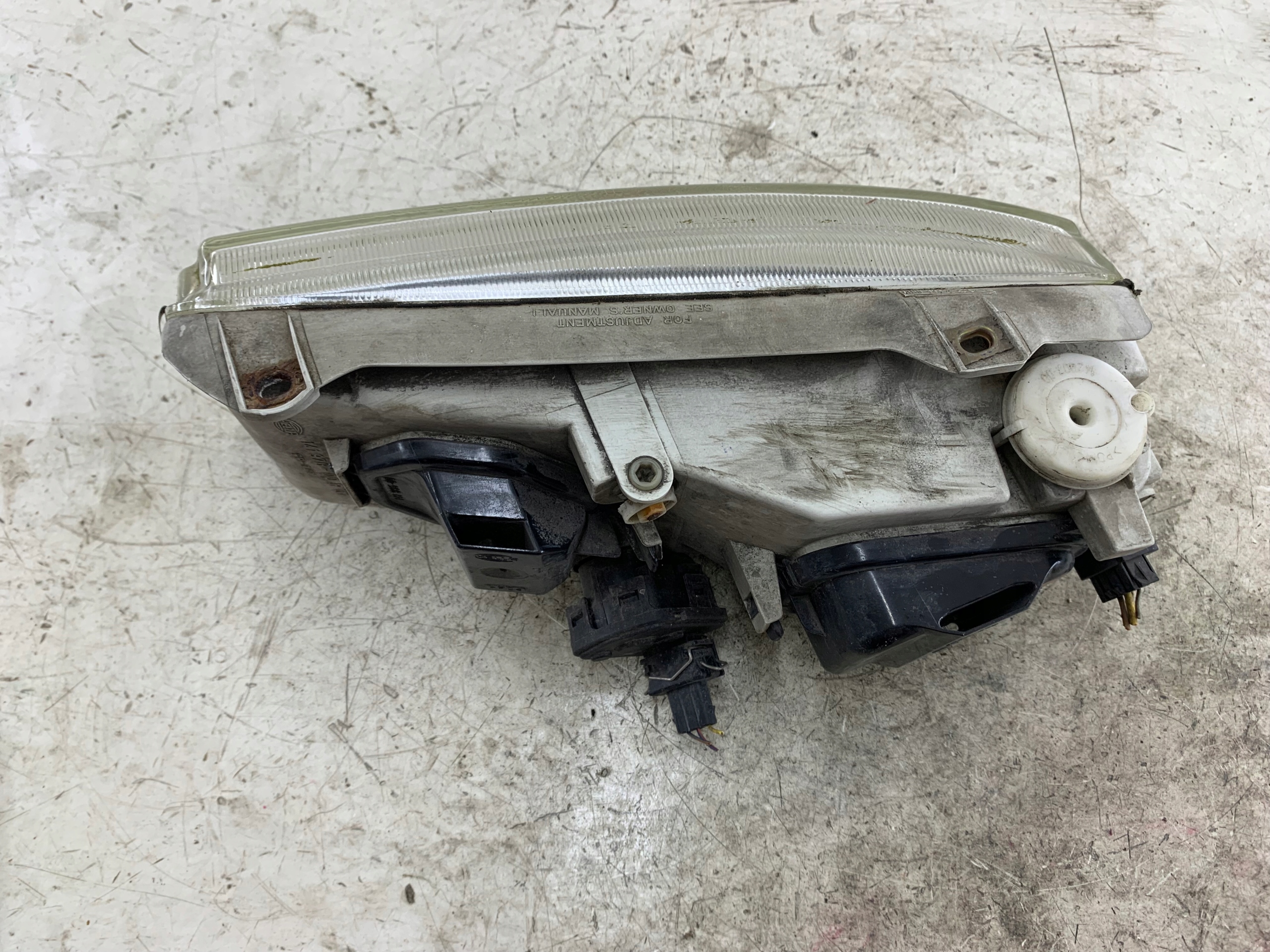 VW PASSAT B4 light right front