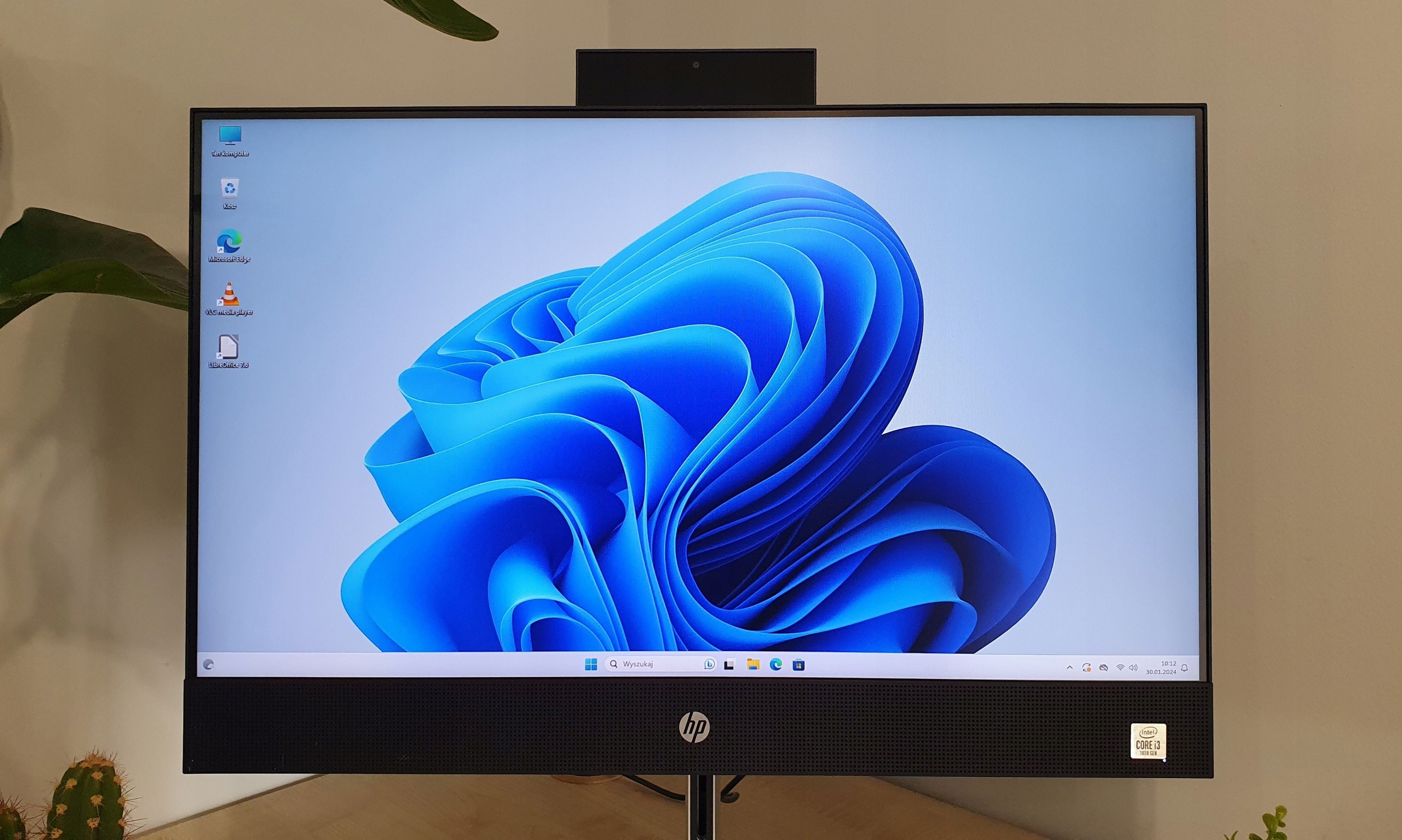 Komputer HP 440 G6 All in One Core i3-10100 8/256GB SSD 24" win 11 Pro Kam Model 440 G6