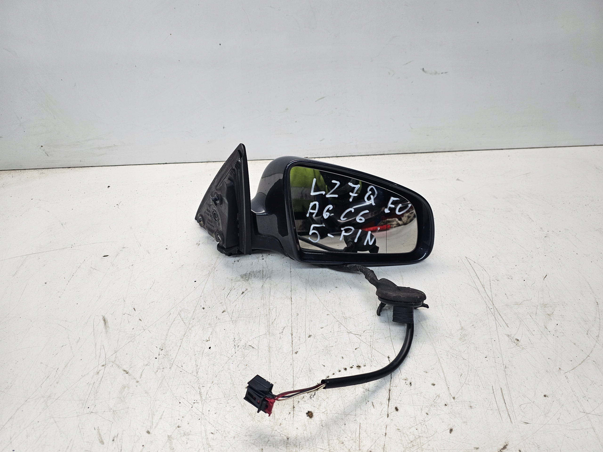 mirror right front AUDI A6 C6 LZ7Q 5-PIN EUROPA