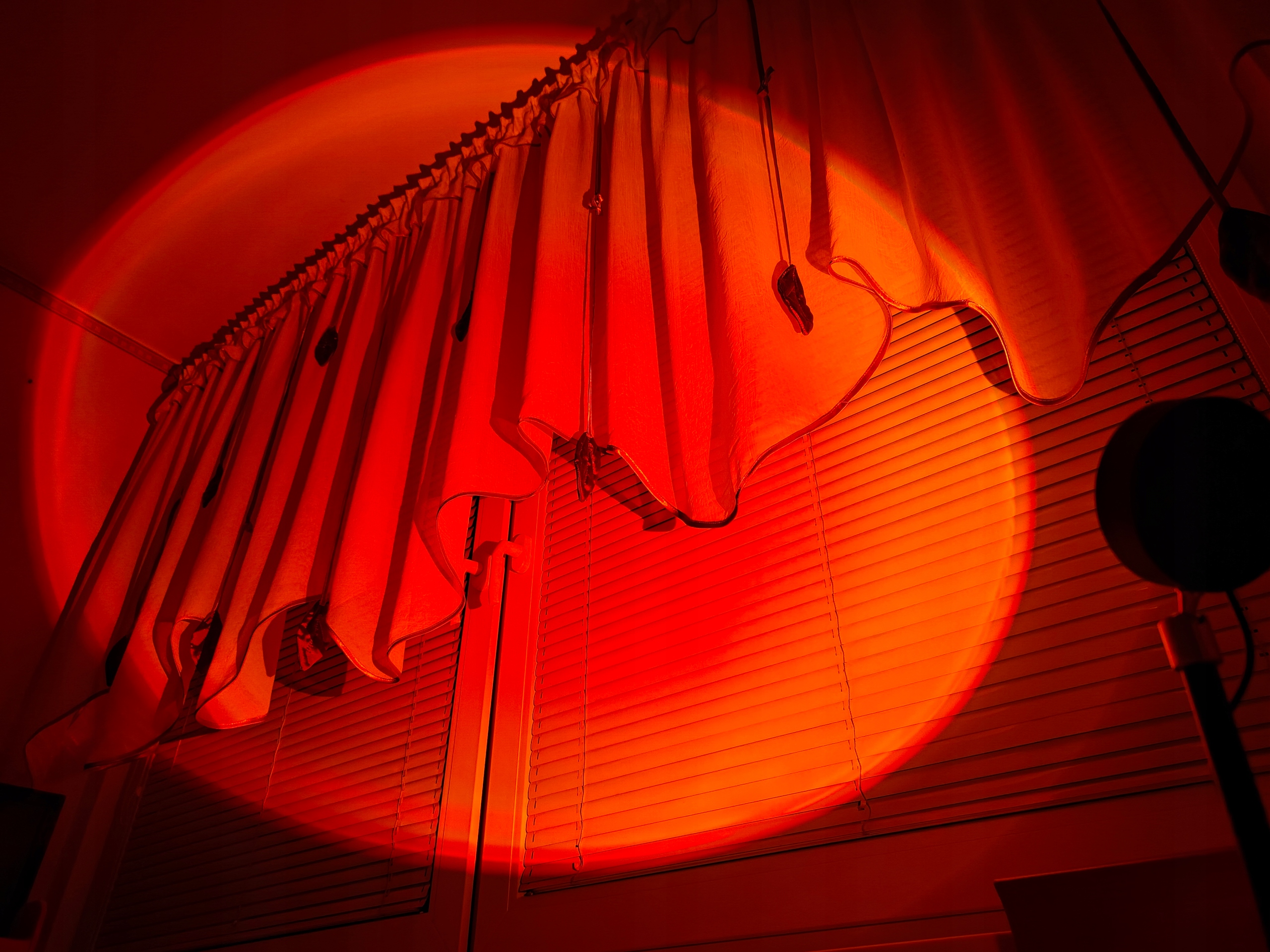 LAMPKA NOCNA SUNSET LED DO SYPIALNI NA BIURKO DLA DZIECI STOJĄCA - PREZENT Liczba źródeł światła 1