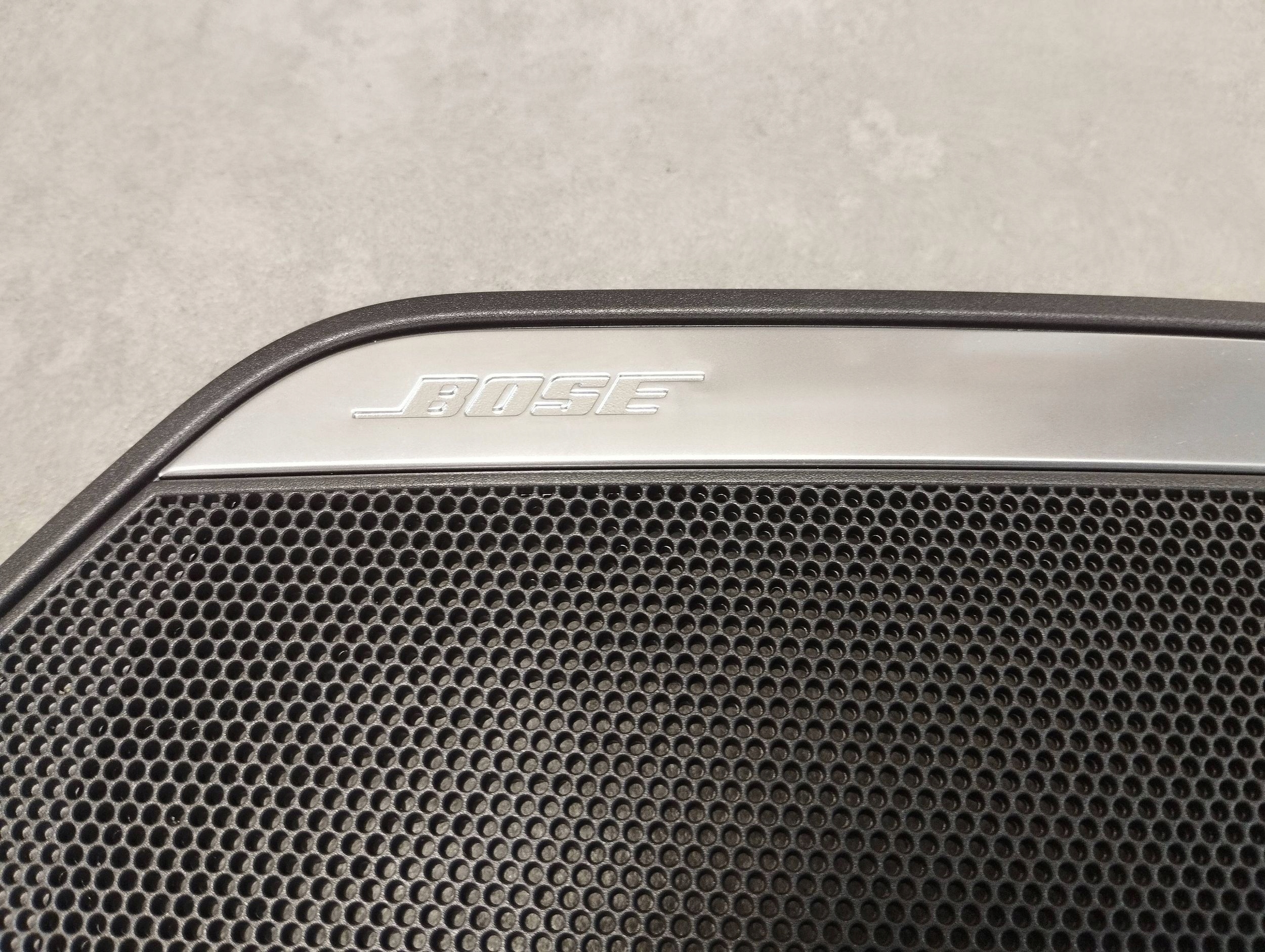Audi A7 4G speakers running board BOSE amplifier 4G5035223C