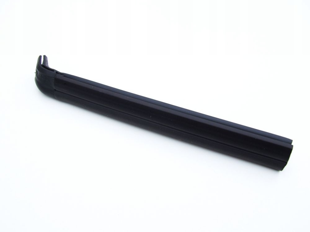 51767159607 - BMW E90 E91 прокладка капота ліва оригінал