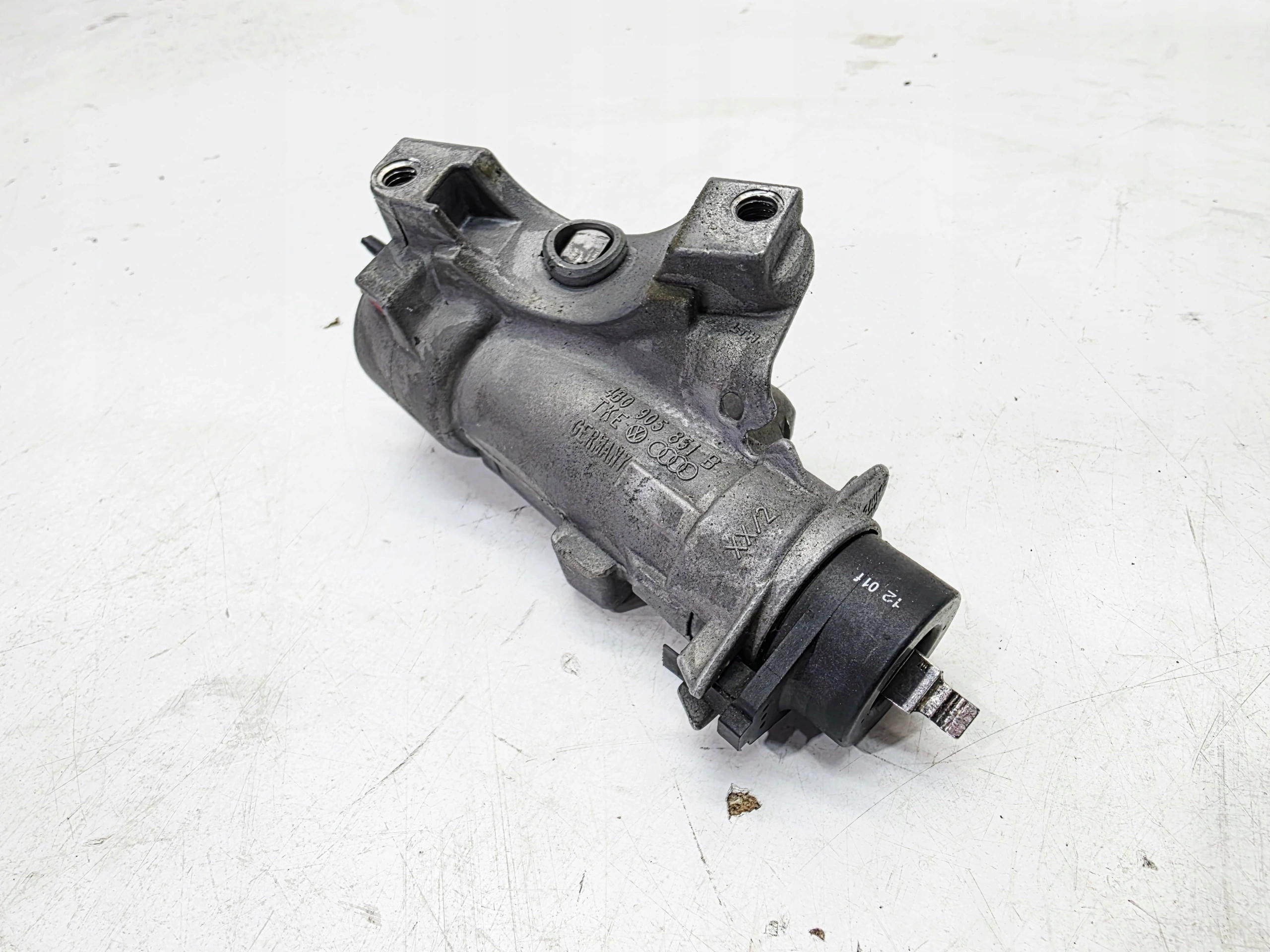 ignition + key GROT AUDI VOLKSWAGEN SEAT SKODA 4B0905851B