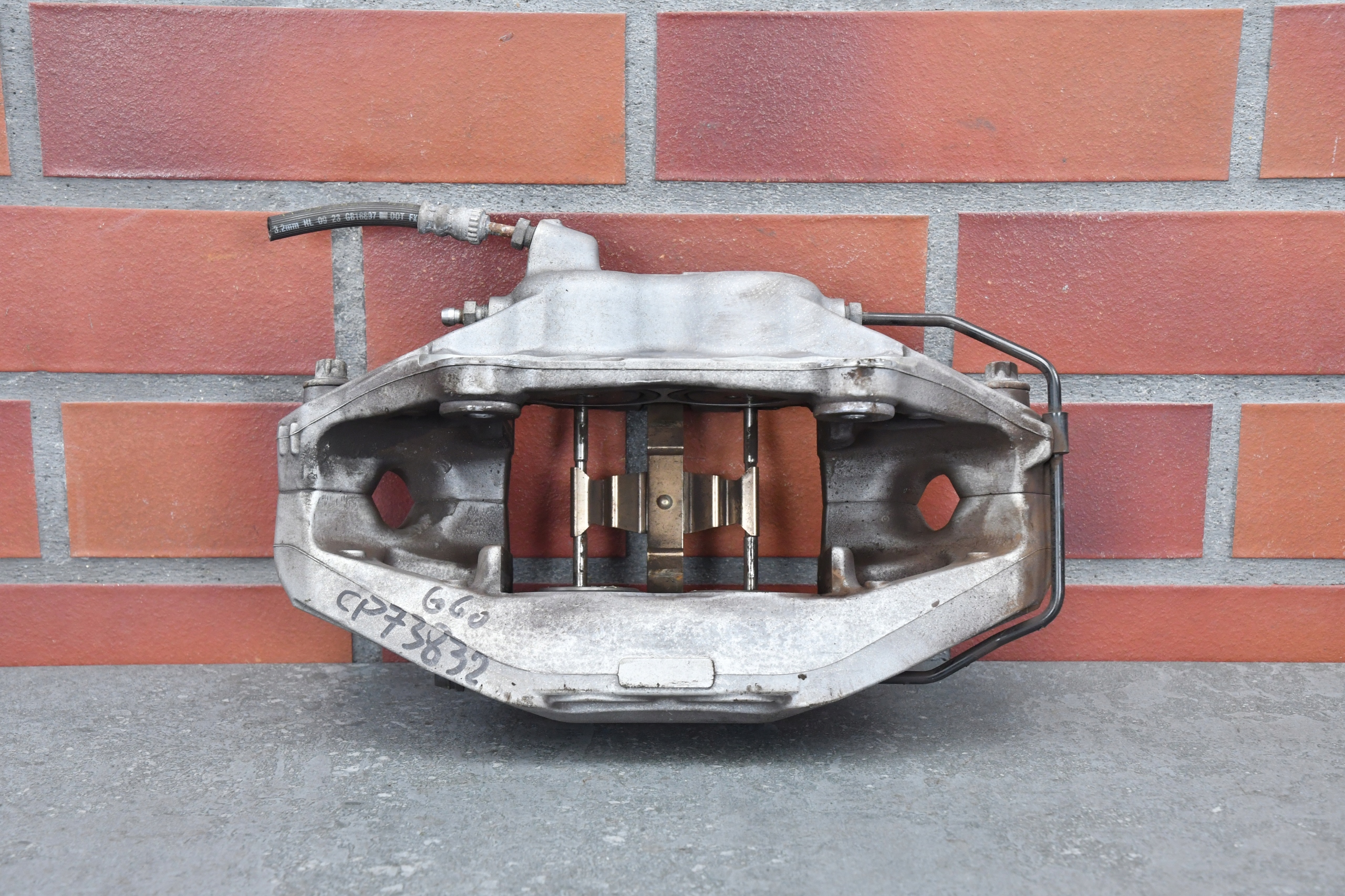 caliper pressure plate brake right front BMW 5 G60 G61 7 G70 348x36 grey