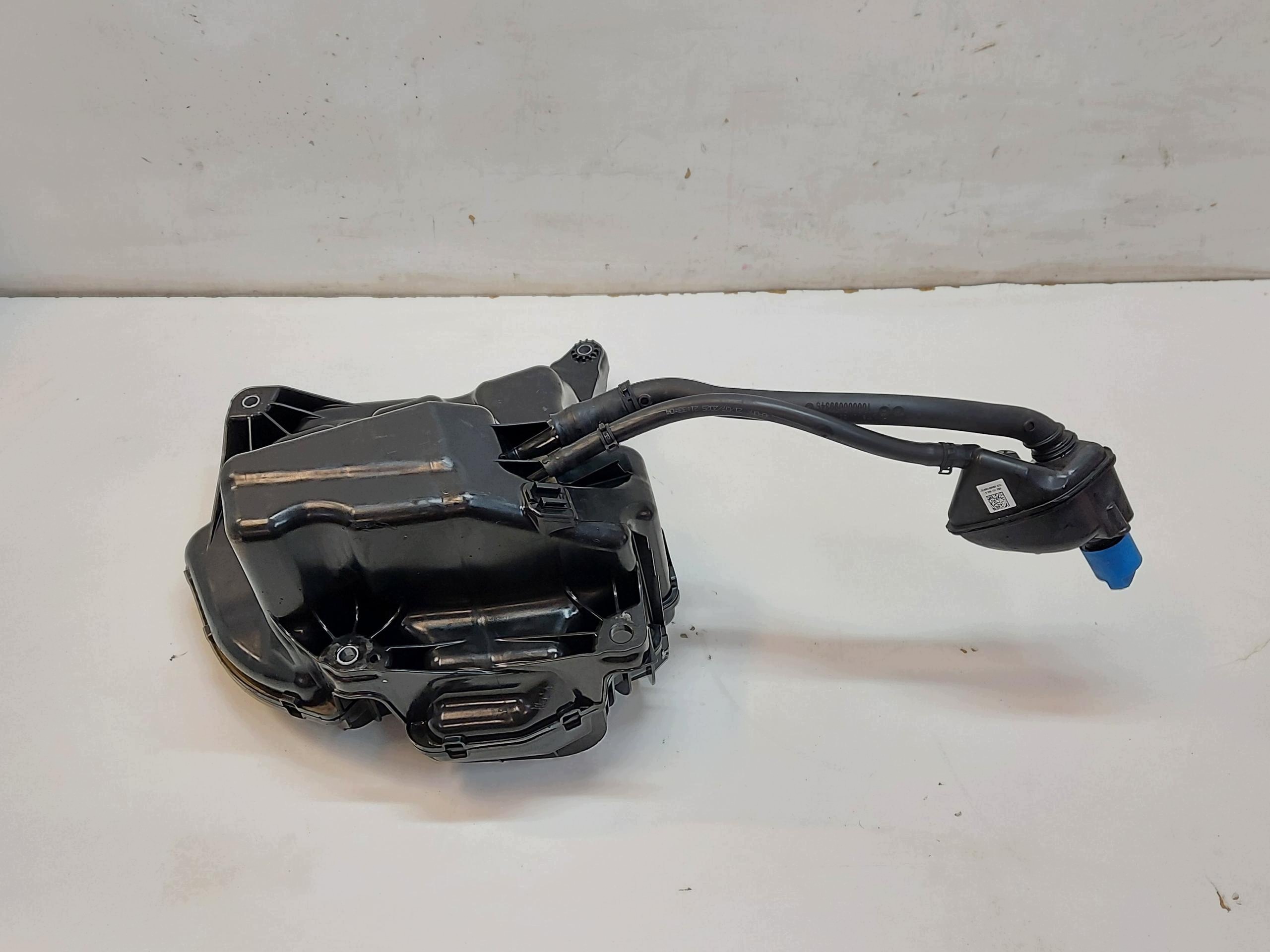 AUDI A5 8B3 B10 AVANT 2.0 TDI serbatoio Pompa Adblue 8B3131878B