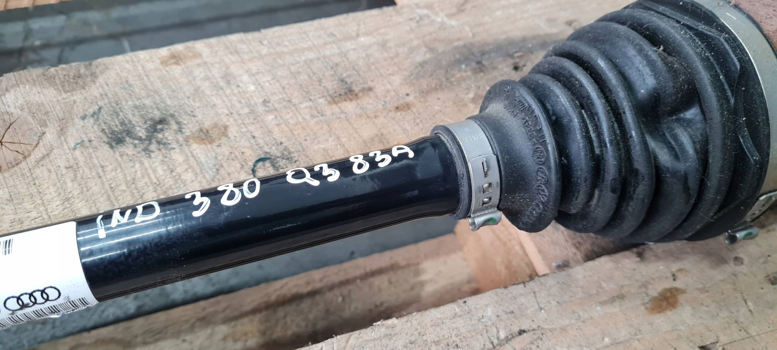 Q3 83A semi-axis semi-axis right right front front 2.0 TFSI 3Q0407272CG