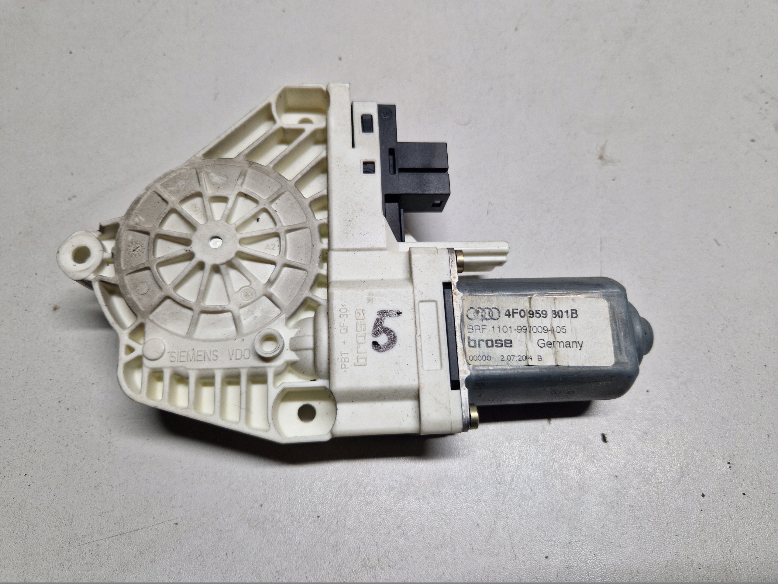 AUDI A6 C6 A6C6 mini motor lifting windows left front 4F0959801B