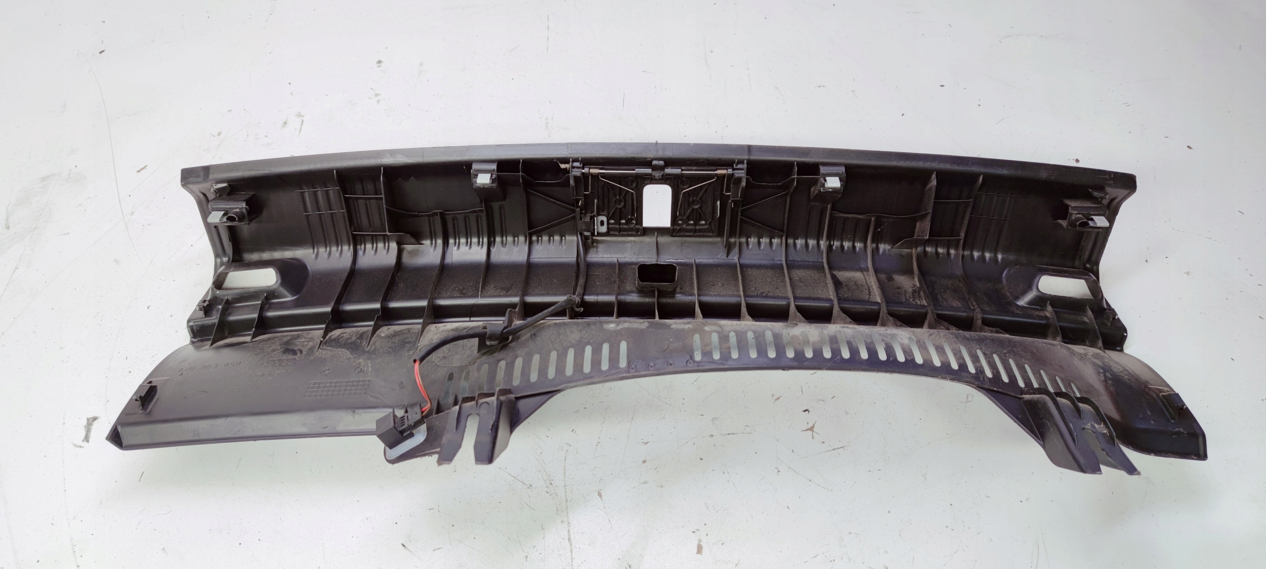 cover of the threshold boot AUDI A1 8X 8X0863459