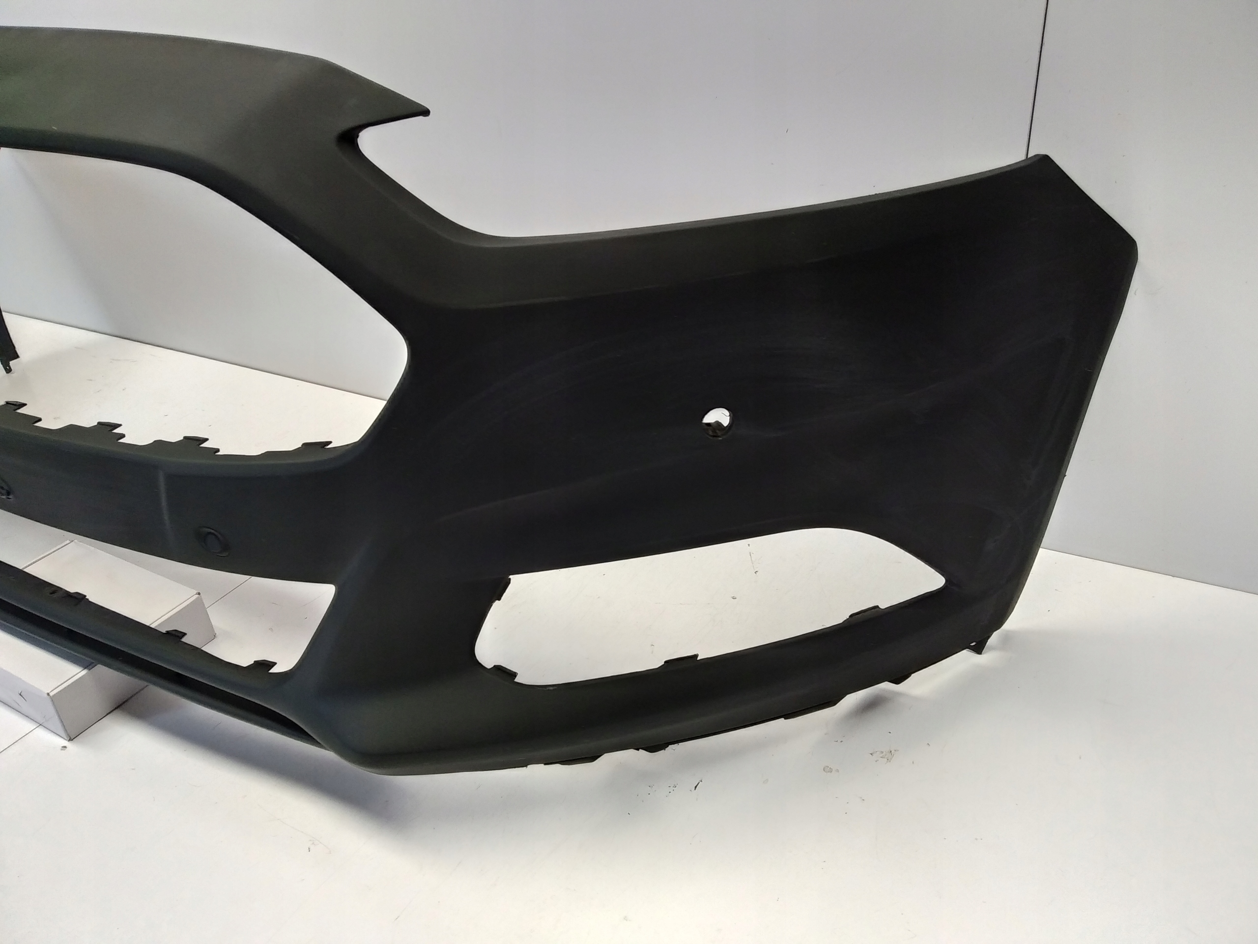 2014-2019r Ford Mondeo Mk5 V bumper front original 4xPdc without Spryskow
