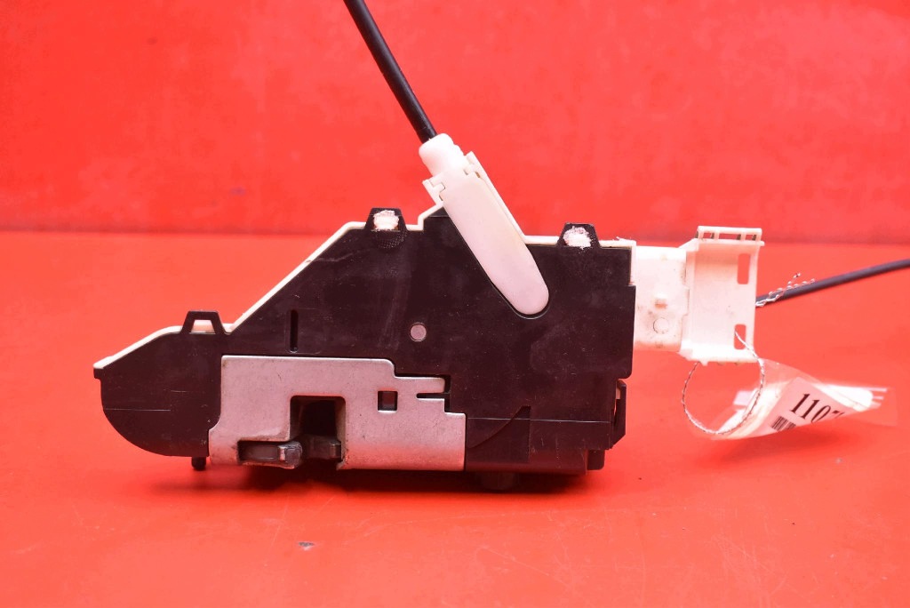 lock door left front front EU 9686719880 CITROEN C4 1 and 5D LIFT 08-11