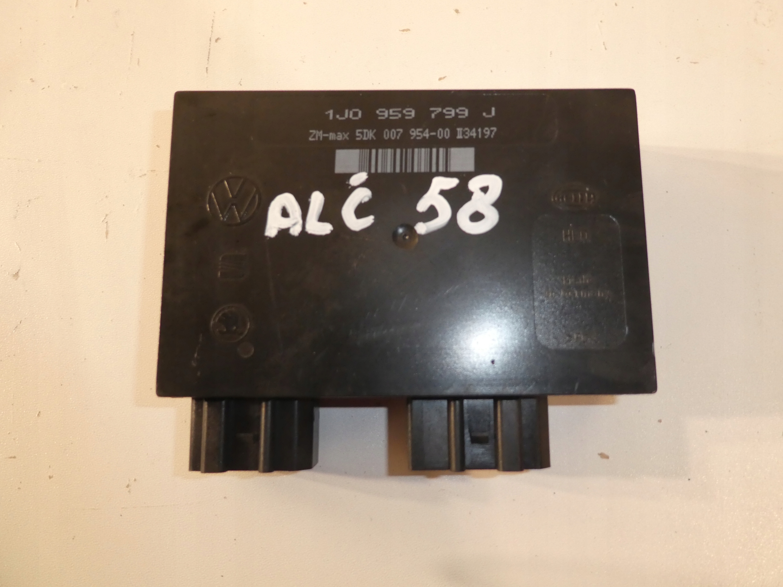 МОДУЛЬ КОМФОРТА VW GOLF IV PASSATj0959799j