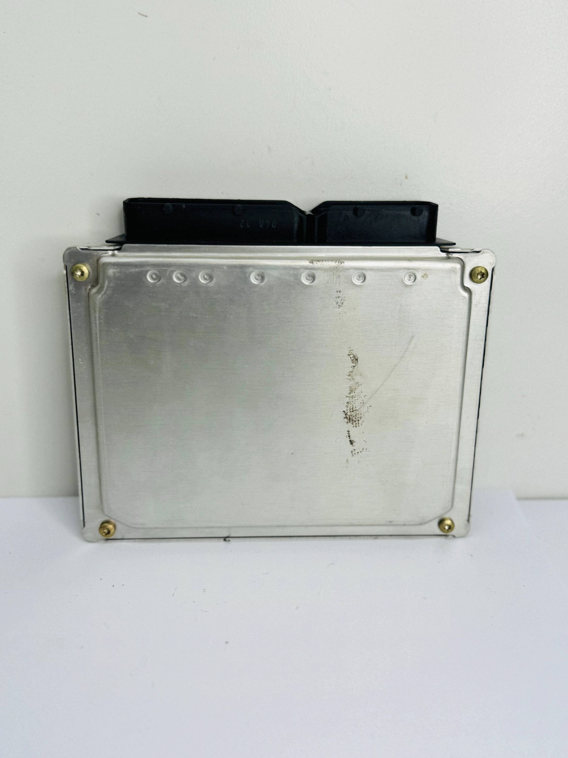 Volkswagen PASSAT B5.5 control unit of the engine computer Ecu module 4B0906018DH
