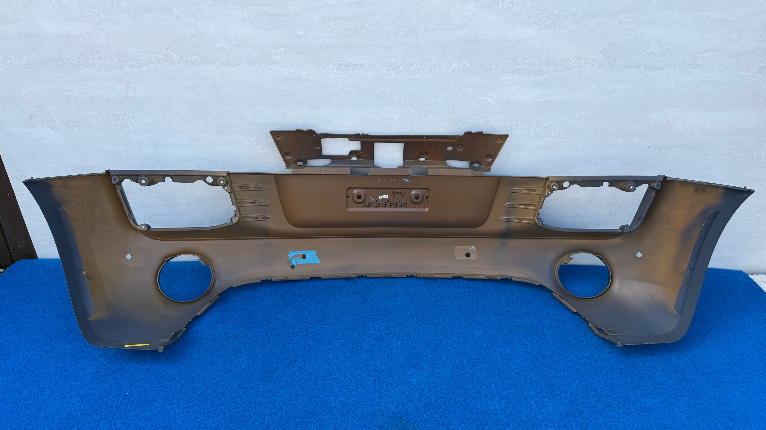 AUDI R8 plus V10 420 bumper rear part rear new original below PDC BIU/ST/1
