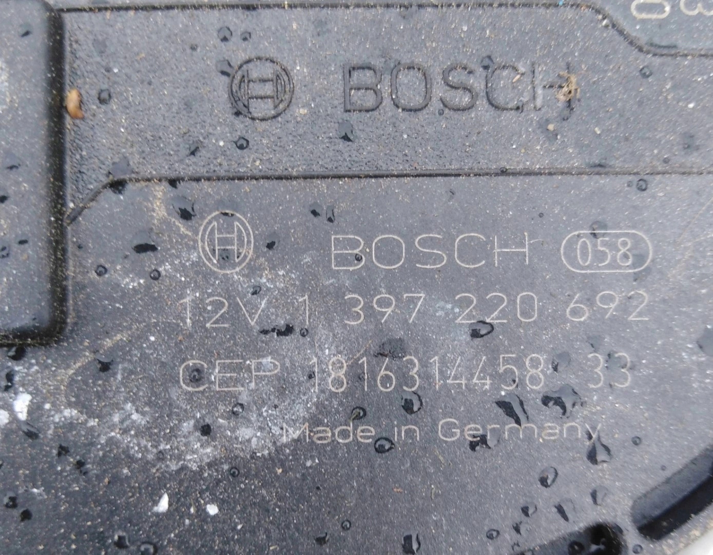 AUDI A4 8W Wischergestänge 8W1955023A