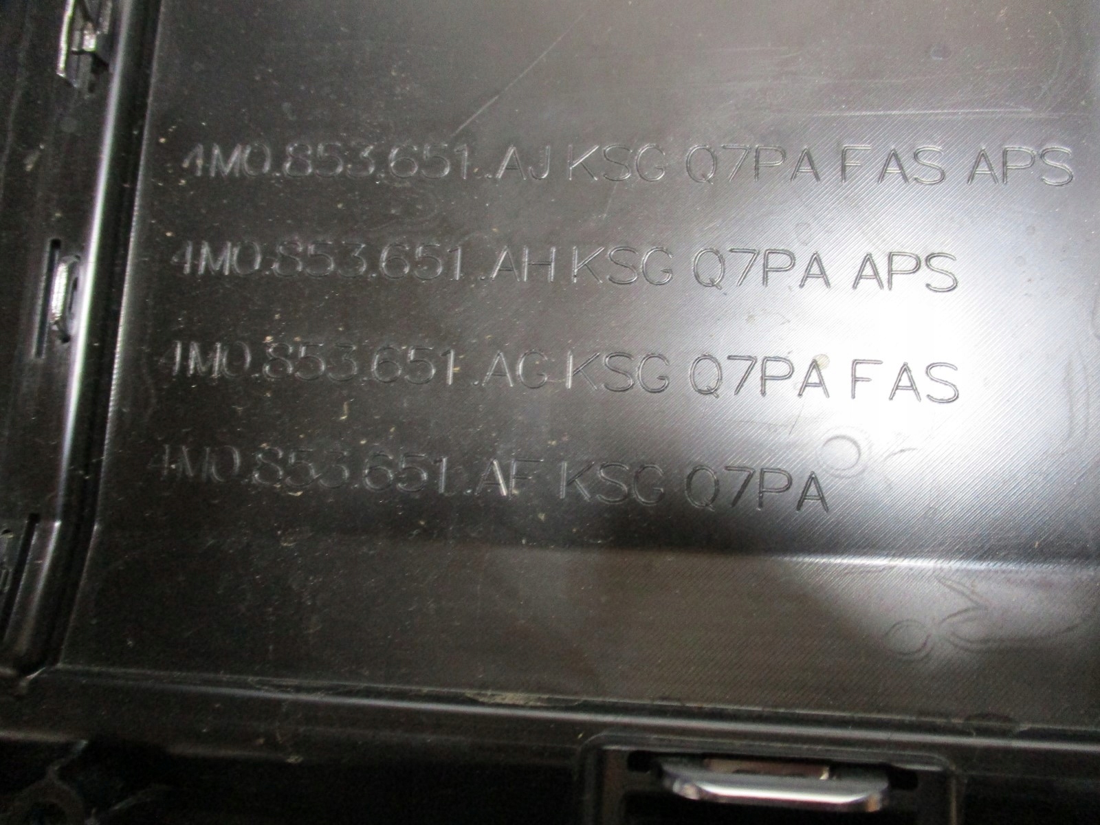 Grille AUDI Q7 4M0 4M0853651 KAMERA RADAR
