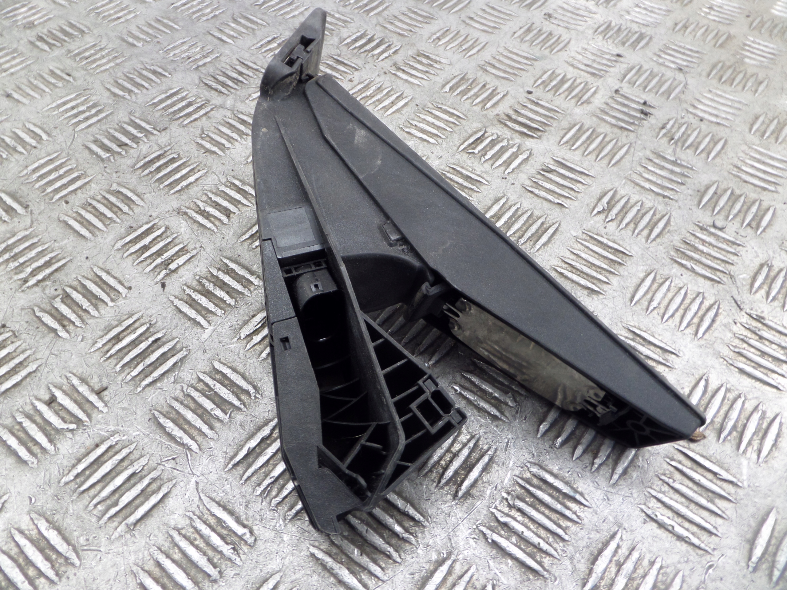 accelerator pedal BMW E91 6789998-02