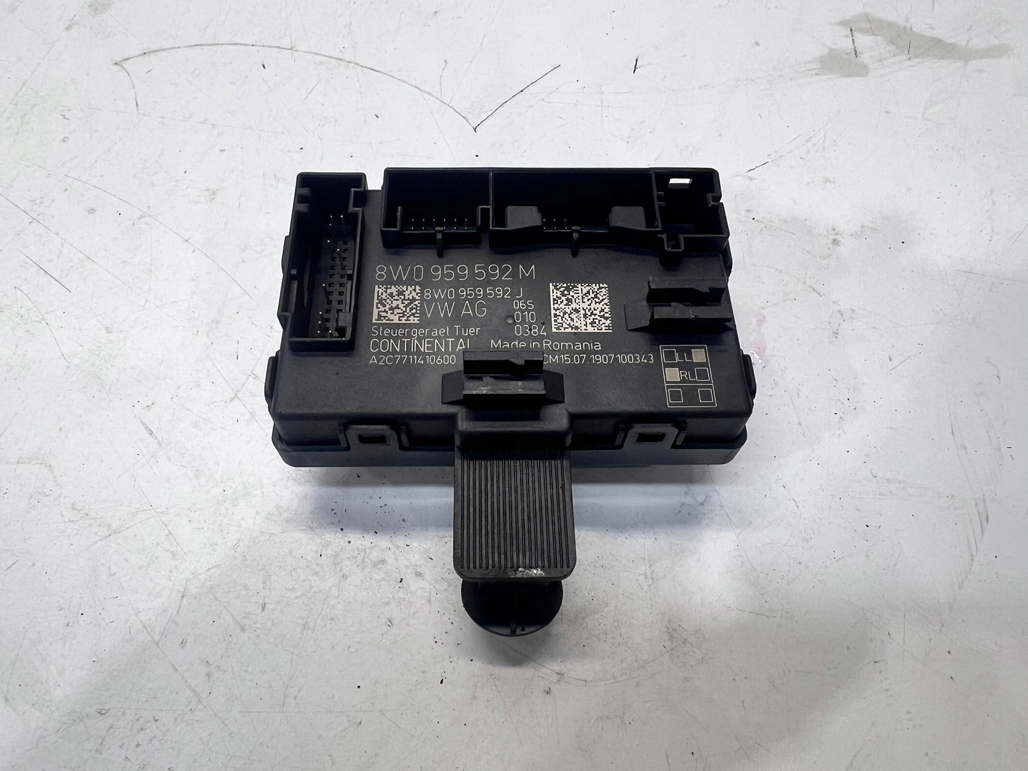 module control unit door AUDI A4 B9 A5 LIFT 8W0959592M 8W0959592J