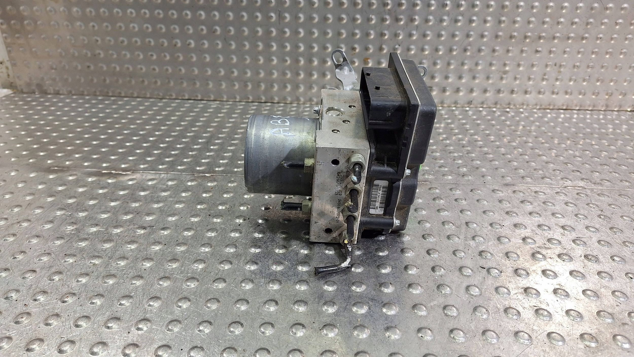 pump control unit ABS 6798991 6798992 BMW X1 E84 2.0 D