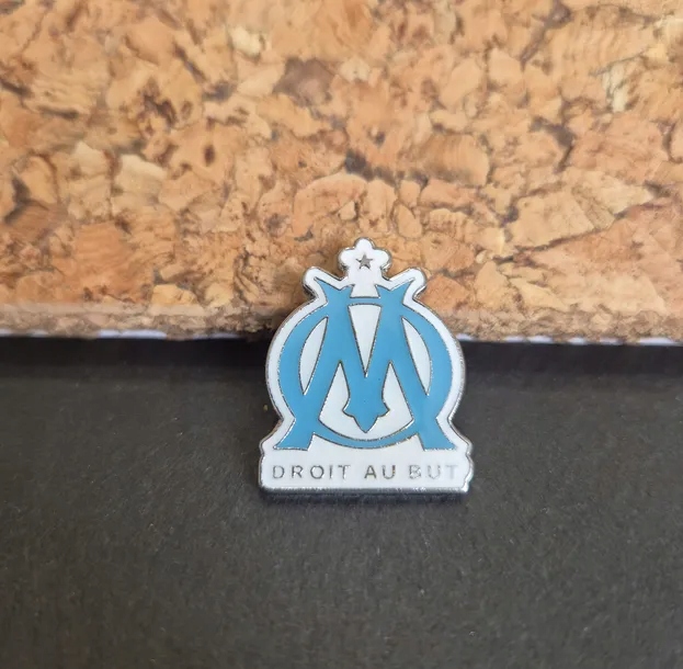 Pin przypinka – Olympique Marsylia Ligue 1 Metal Piłka Nożna Football
