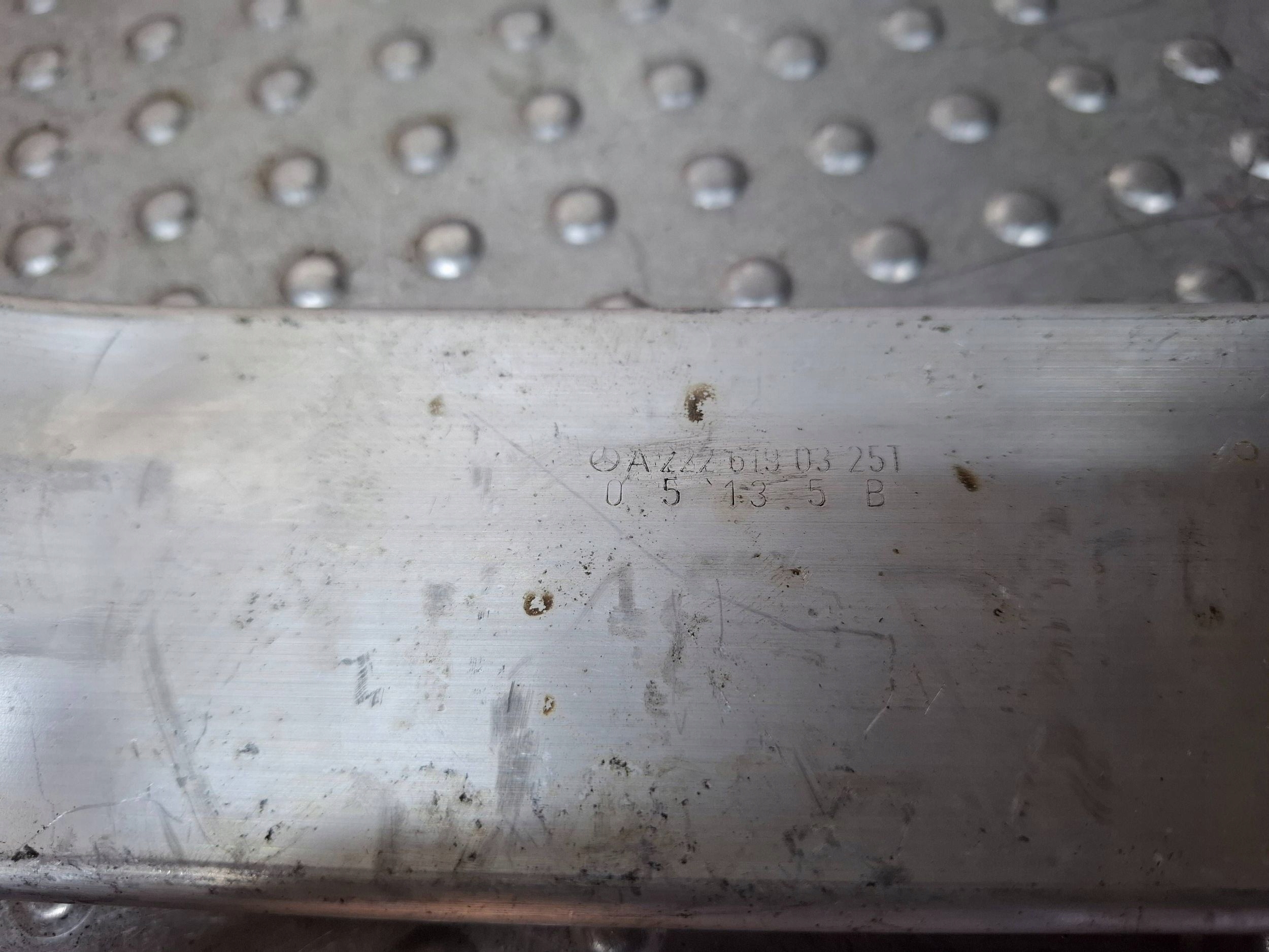 Support plaque Console A2226190325T MERCEDES W222