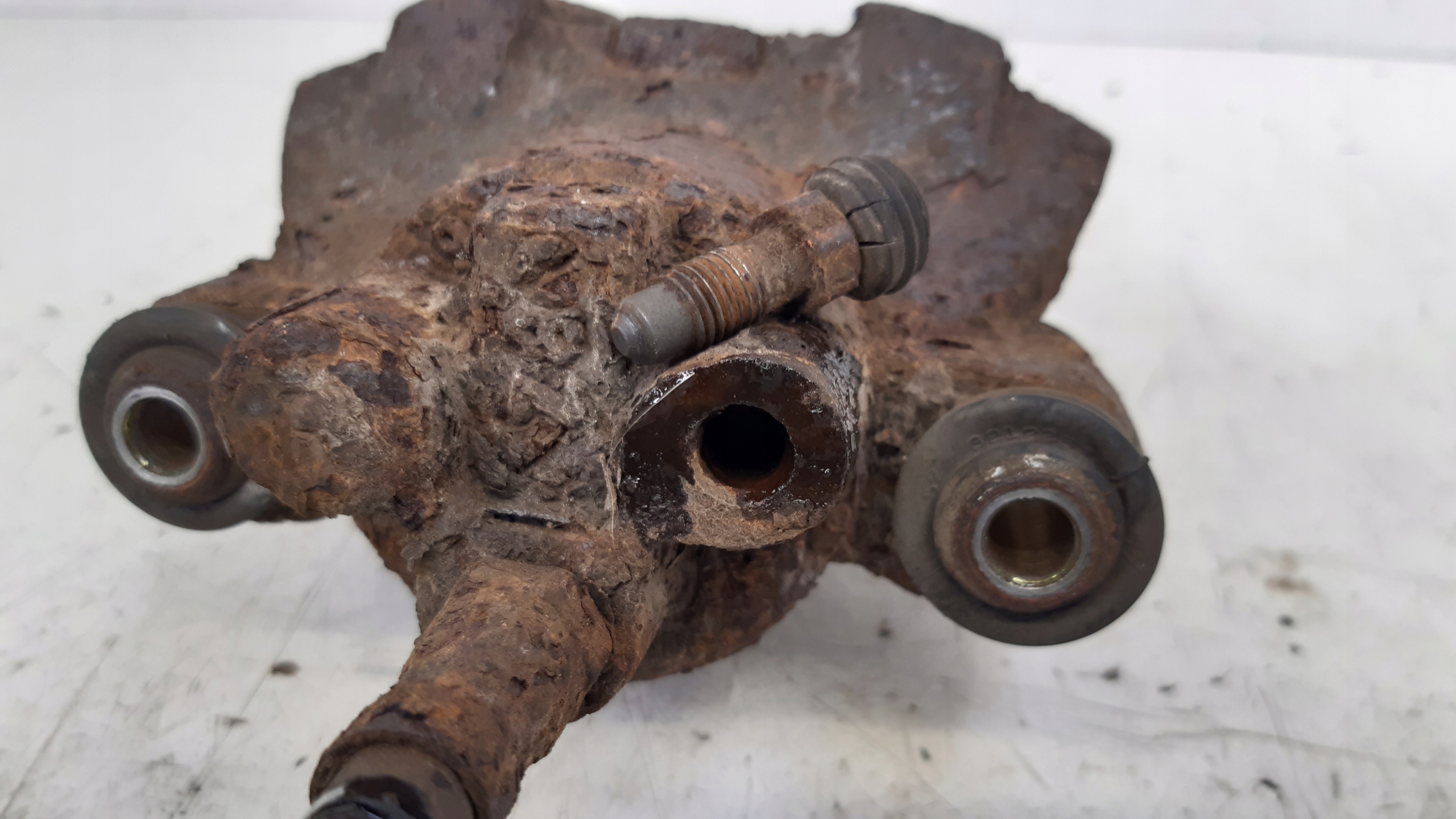 caliper right rear part Mercedes ML W163