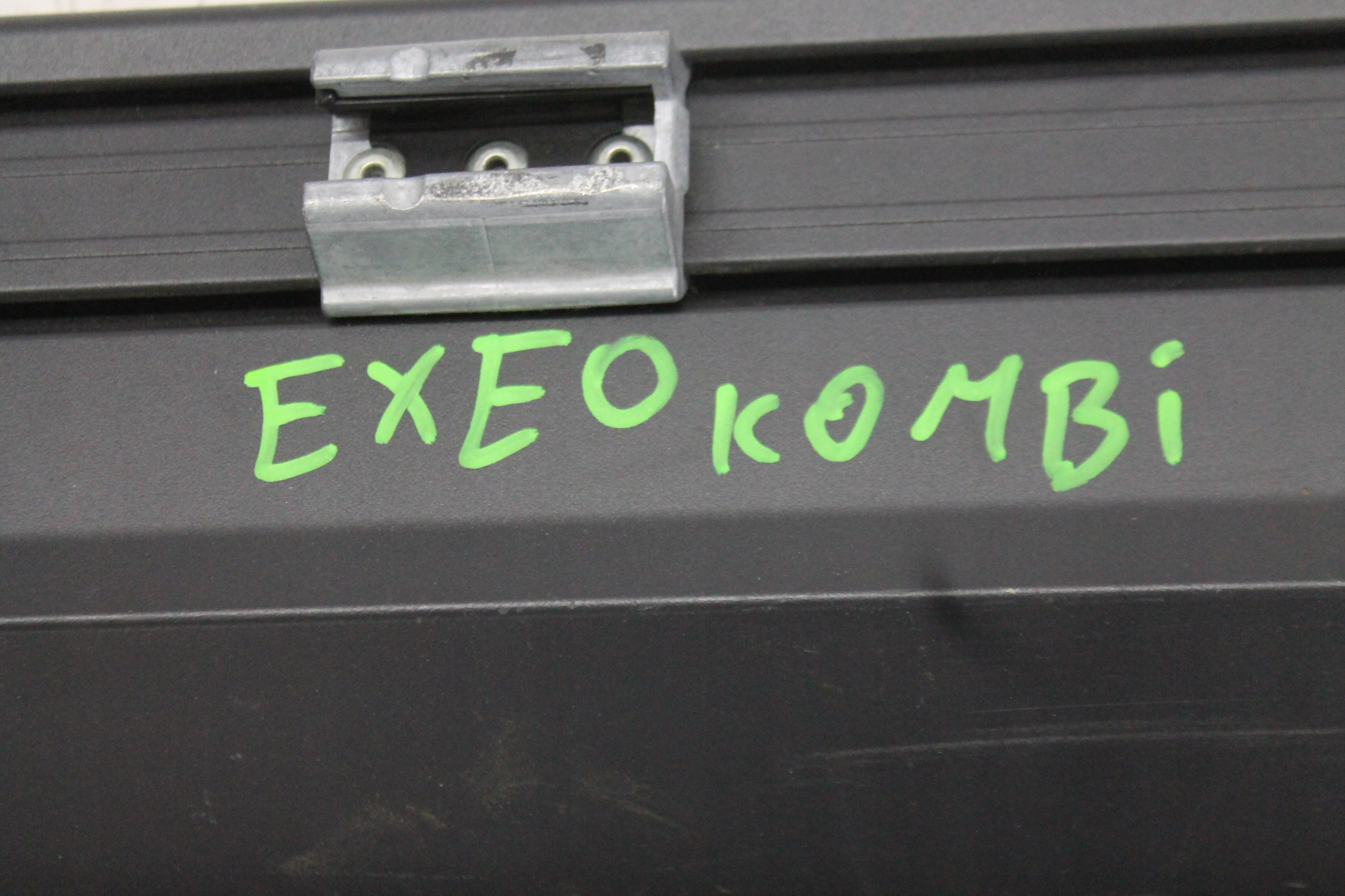 blinds boot SEAT EXEO KOMBI 08-13