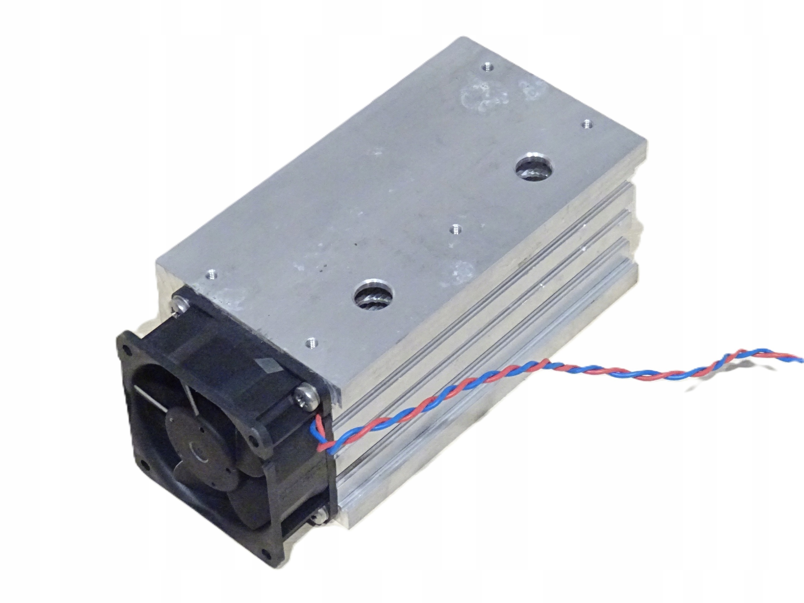 Radiator 135x65x75mm chłodzony wentylatorem